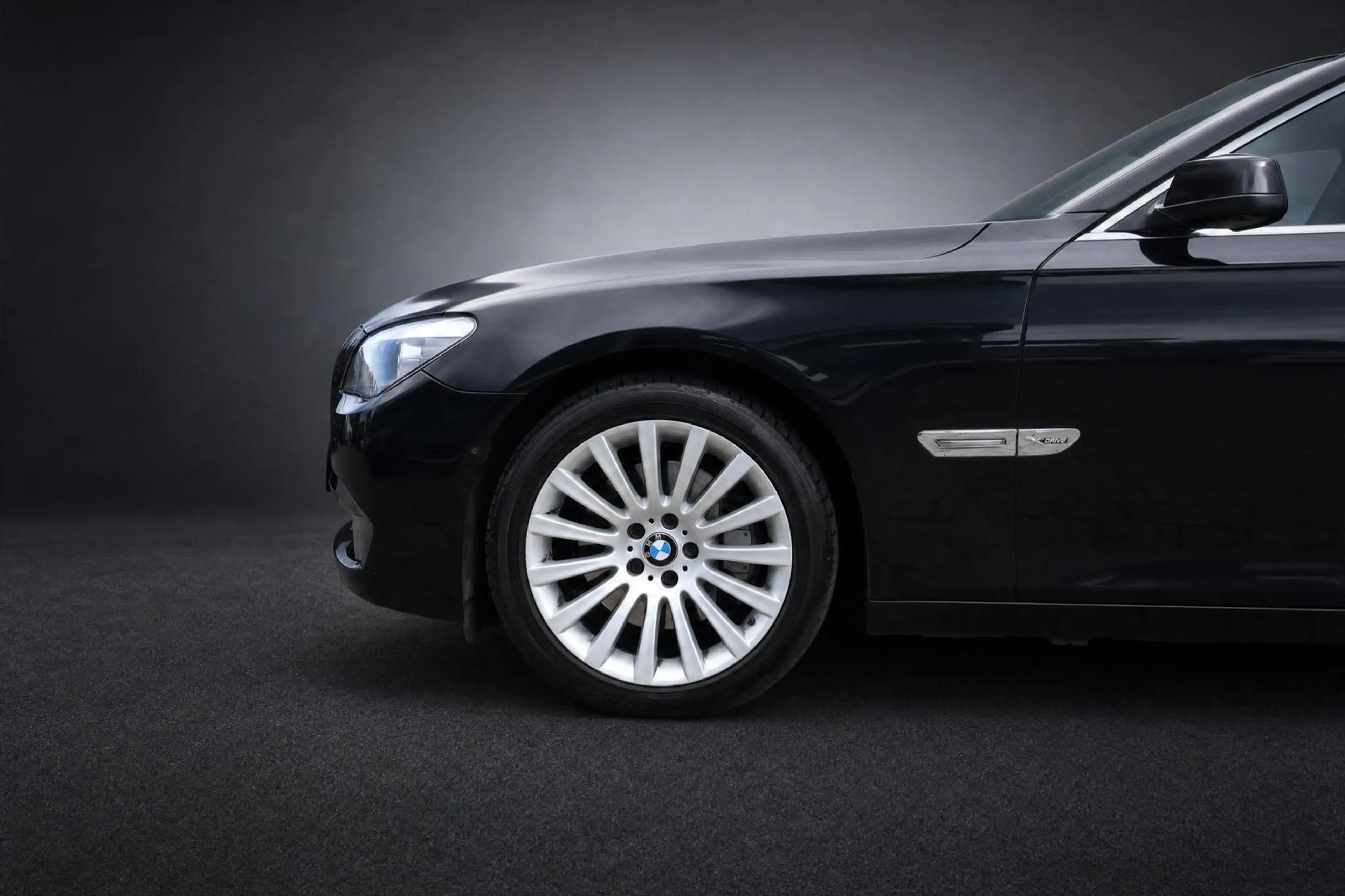 BMW 740 d xDrive GLASDACH*ACC*HUD*STDH*KAM*SPUR*VOLL — photo 5