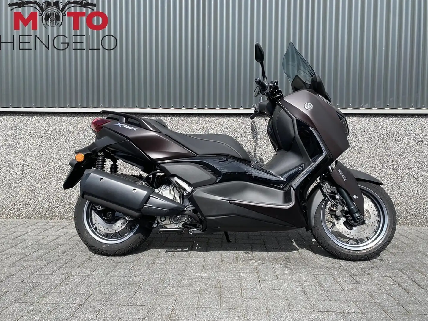 Yamaha X-Max 300 TECH MAX - 1