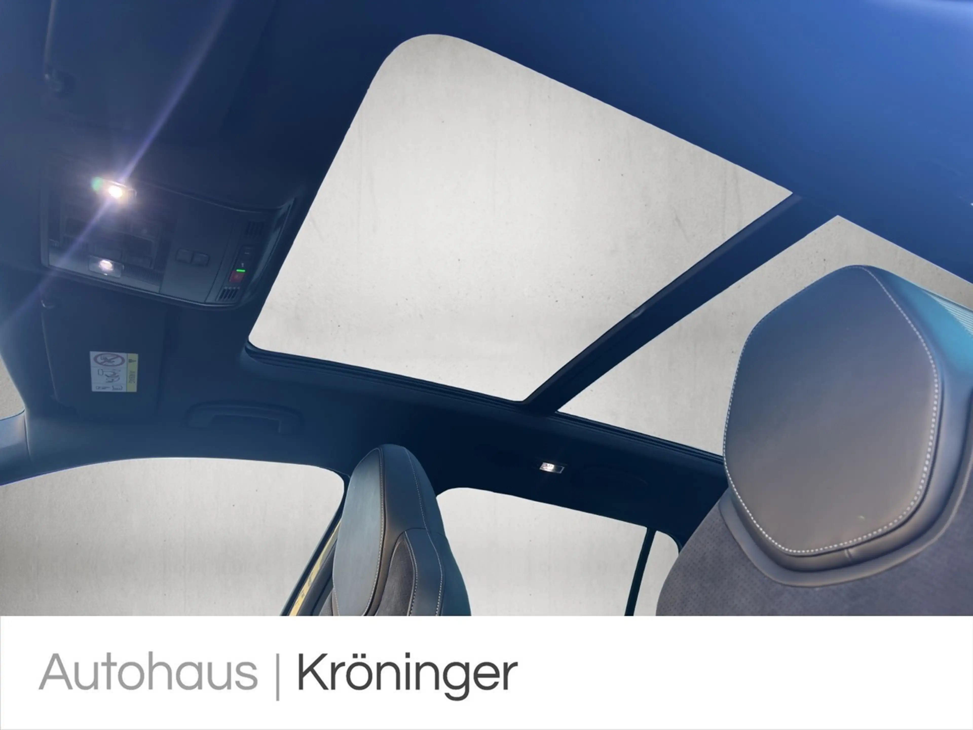 Skoda Superb Combi Sportline 4x4 Pano Navi Kamera — photo 16