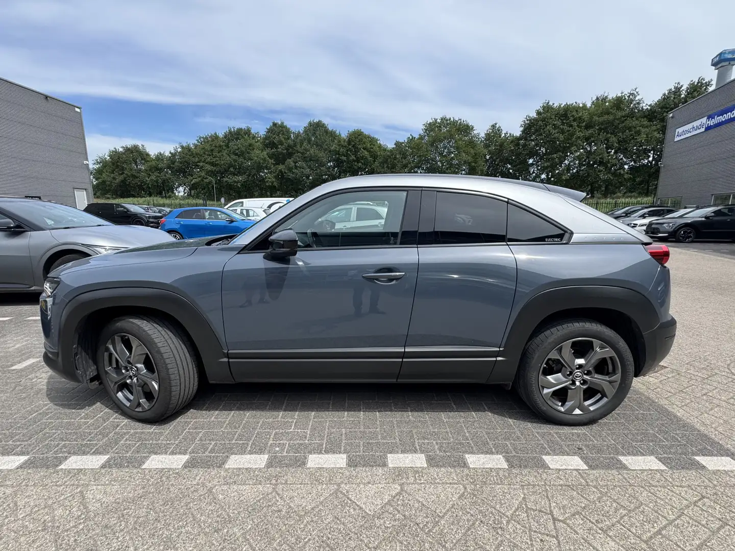 Mazda MX-30 e-SkyActiv 145 Advantage 36 kWh 25.906 KM !! EV IN Grijs - 2