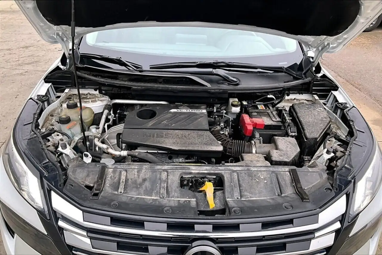 Nissan Rogue снимка Nissan Rogue
