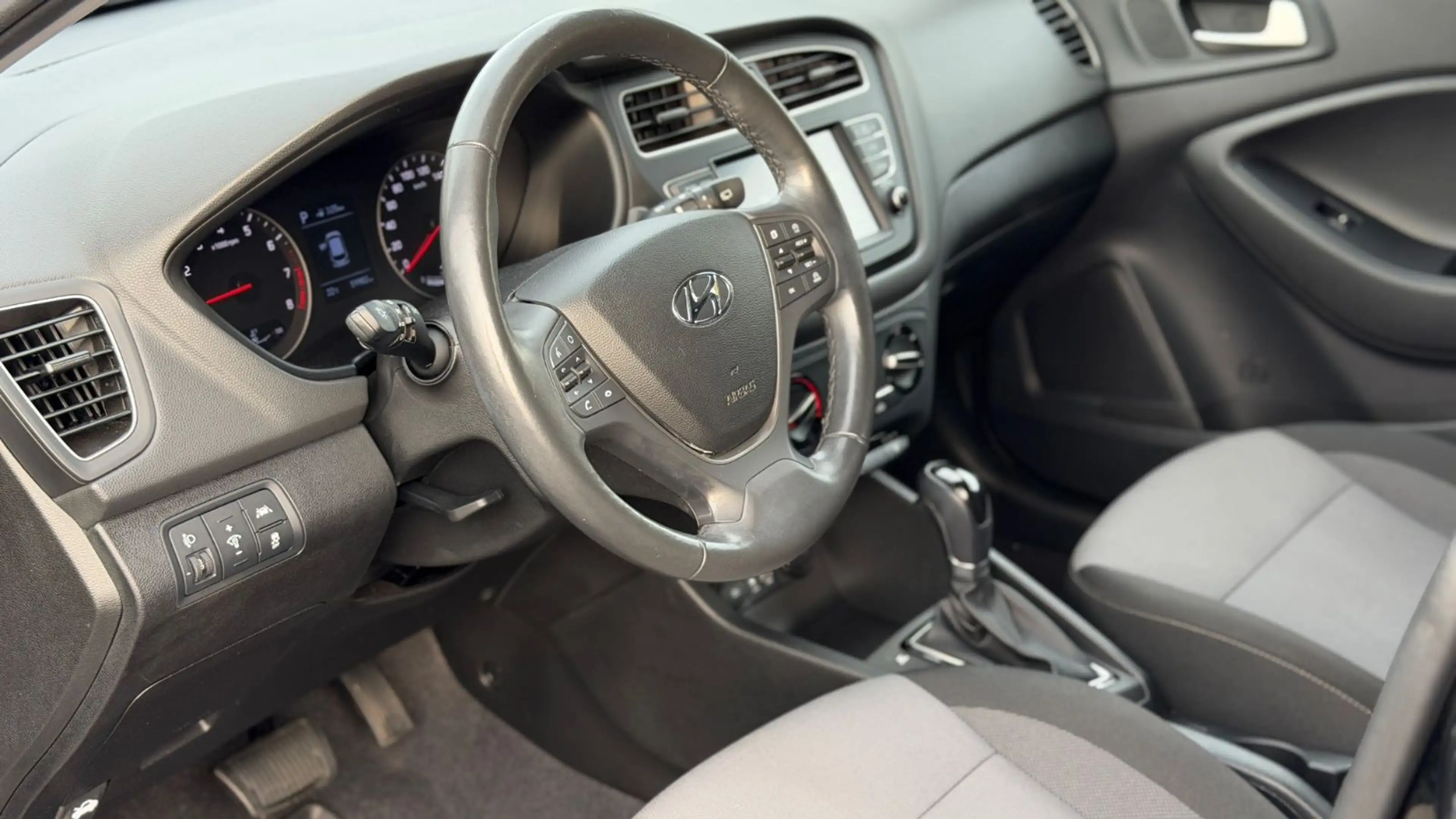 Hyundai i20 Style Automatik — photo 14