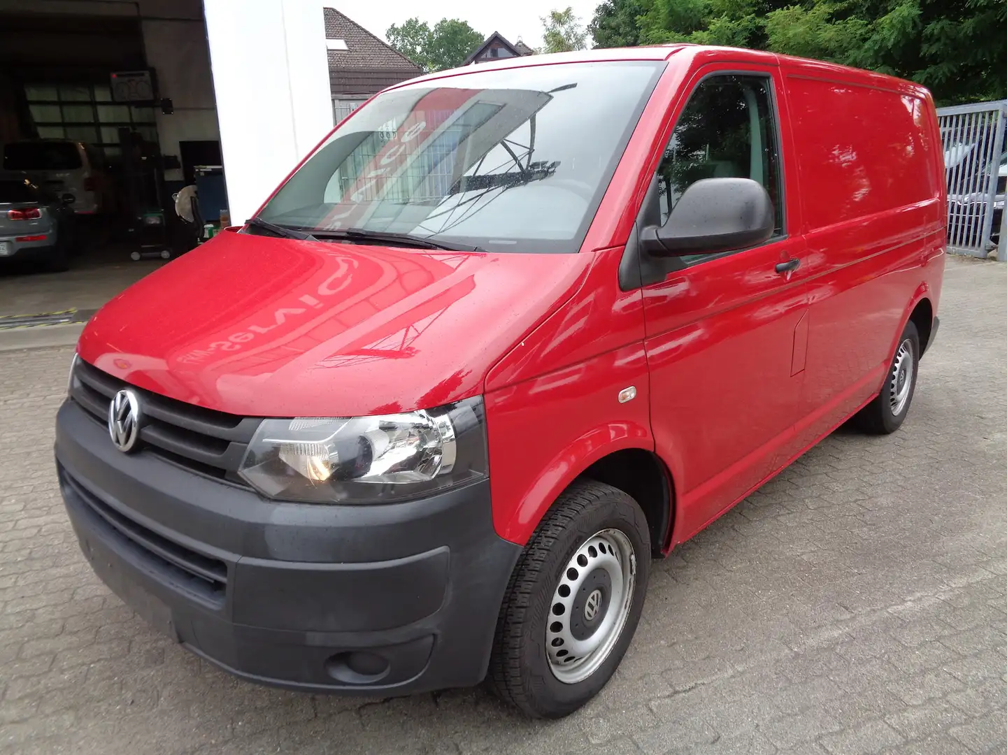 Volkswagen T5 2.0 TDI Kasten, Klima,Tempomat, PDC Rot - 1