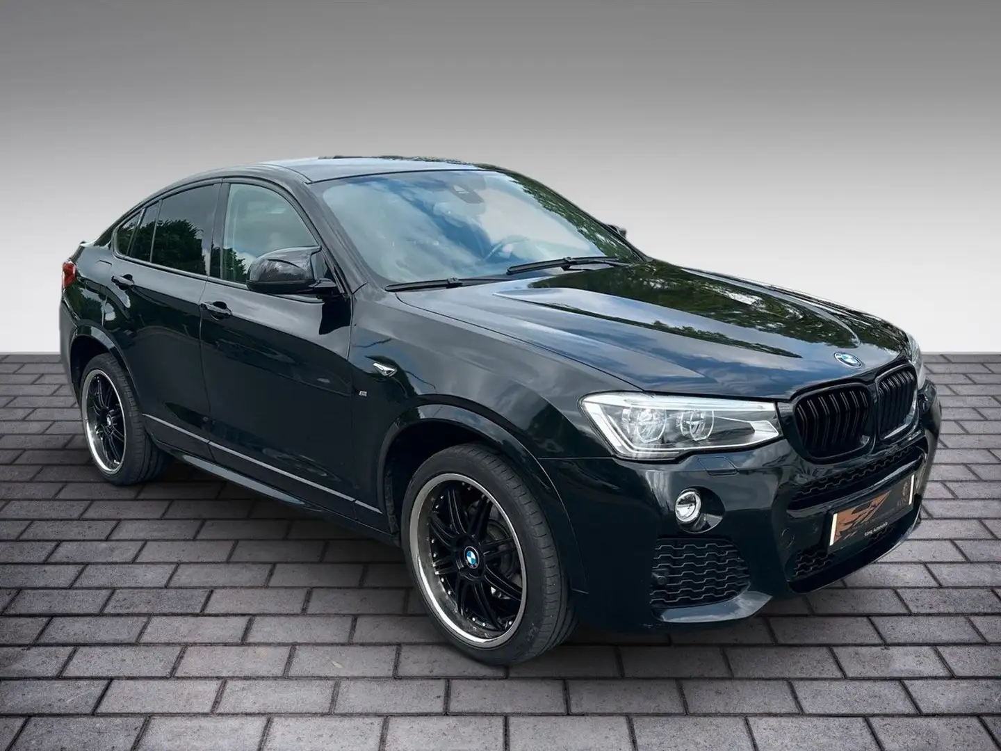 BMW X4 Baureihe X4 xDrive 30 d M Sport Чорний - 2