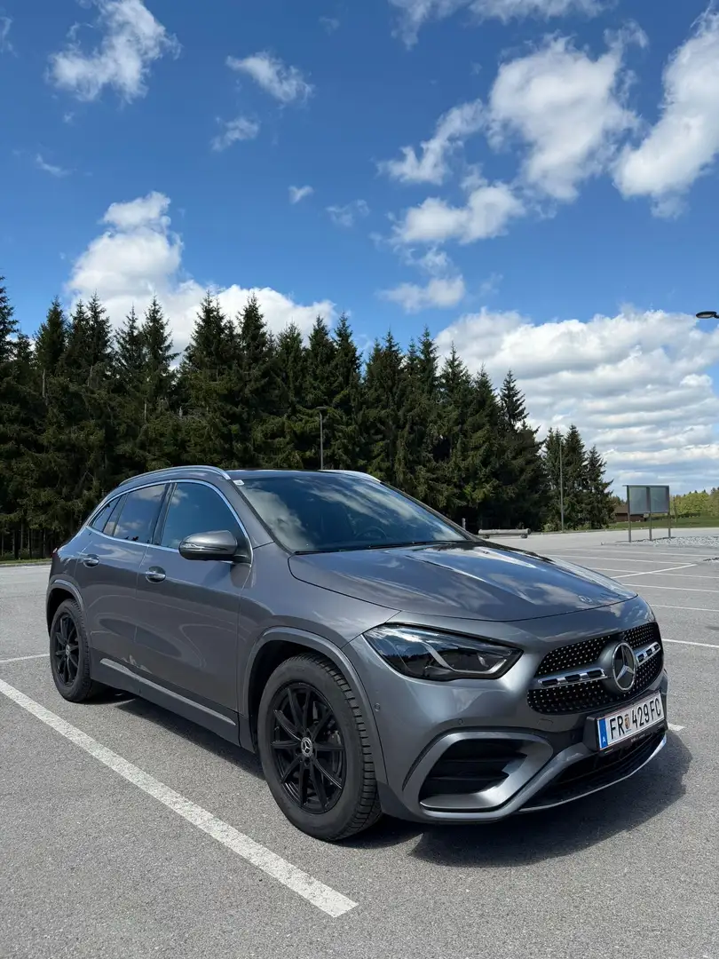 Mercedes-Benz GLA 200 d 4matic AMG Line - 1