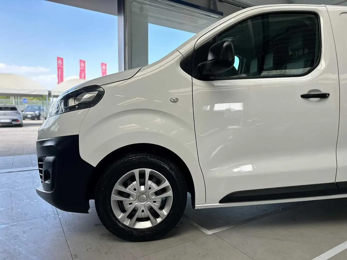 Opel Vivaro 2.0 Diesel 120 CV MT6  L3 Bianco - 2