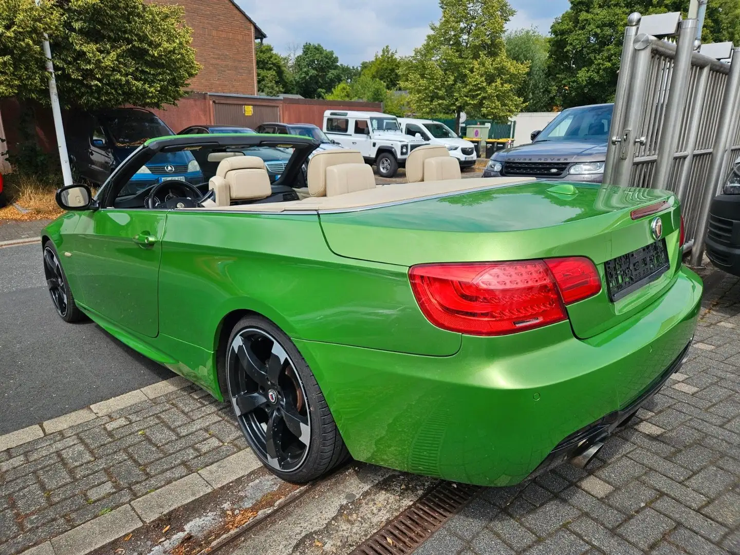 BMW 335 is CABRiO M SPORT ALPINA XENON NAVI LEDER MEM Zelená - 2