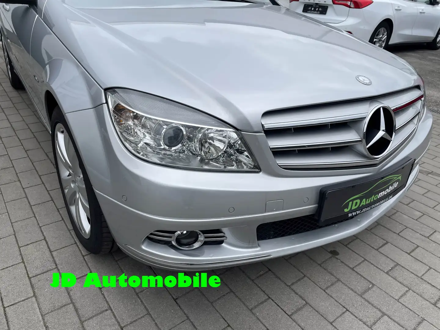 Mercedes-Benz C 180 CGI BlueEFFICIENCY Avantgarde Silber - 2