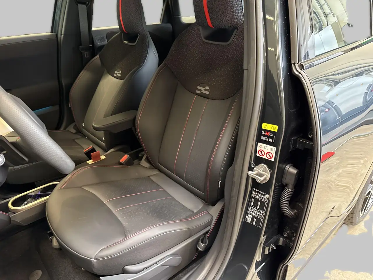 MINI John Cooper Works John Cooper Works Trim 18