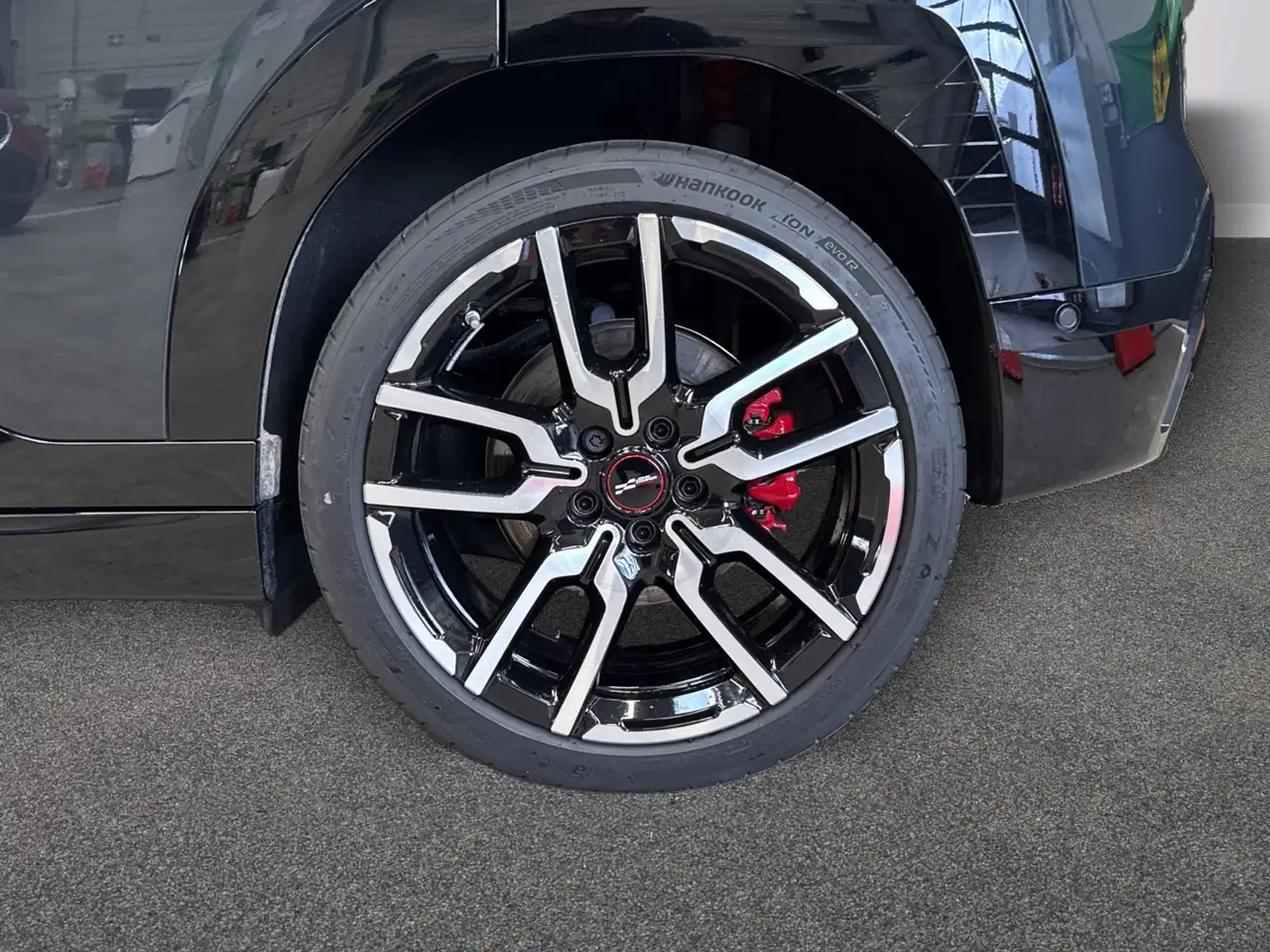 MINI John Cooper Works John Cooper Works Trim 12