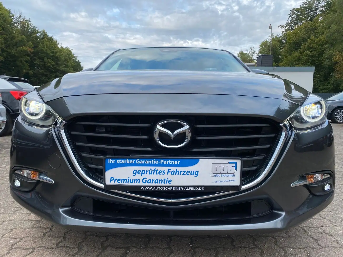 Mazda 3 Lim. Signature KAMERA TEMPOMAT SHZ hzb.LENKRAD Grau - 2