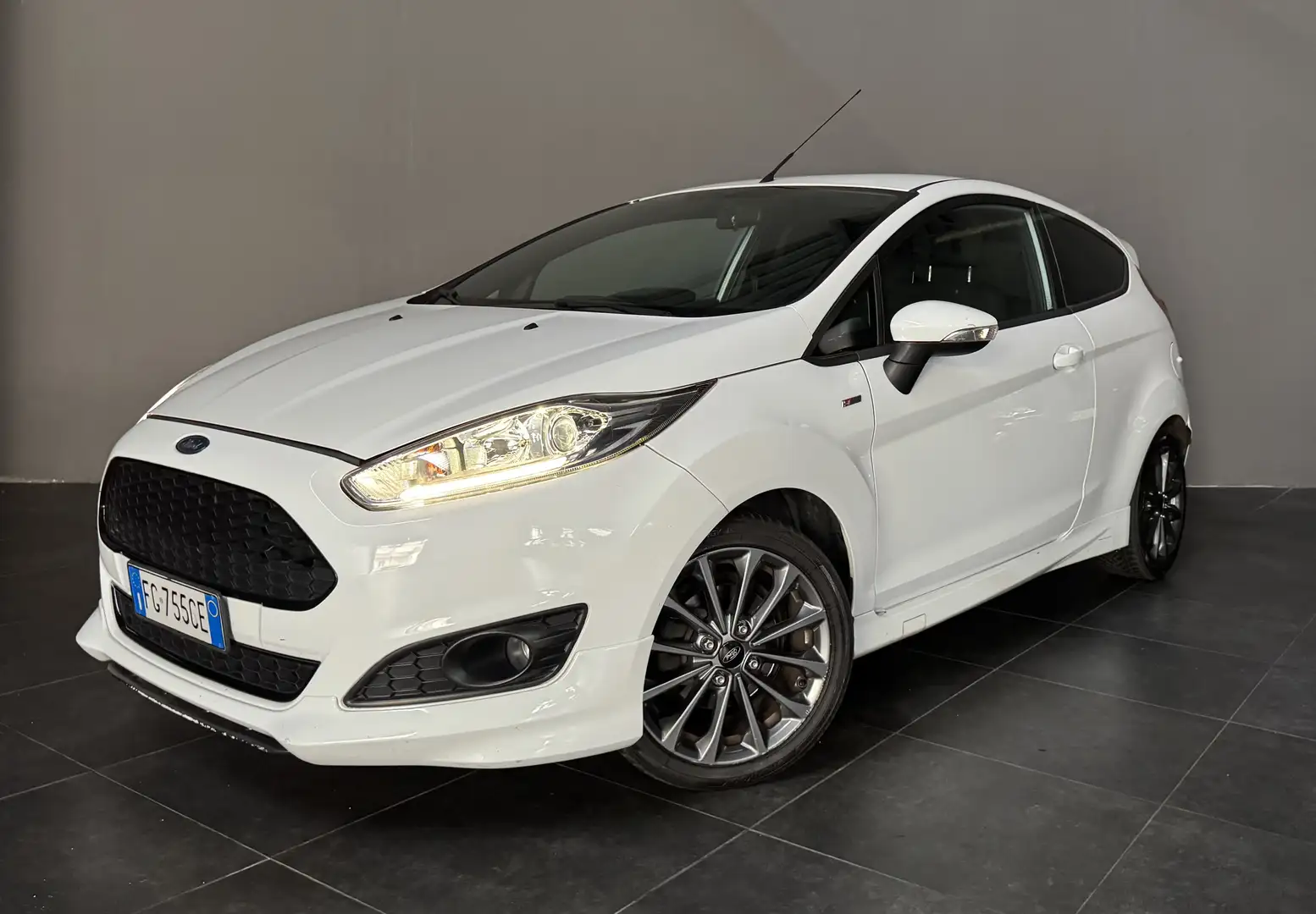 Ford Fiesta 3p 1.5 tdci ST-line ADATTA A NEOPATENTATI (EURO6) - 2