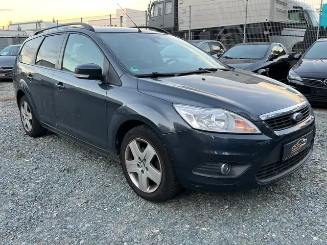 2008 Ford Focus in Grey for sale