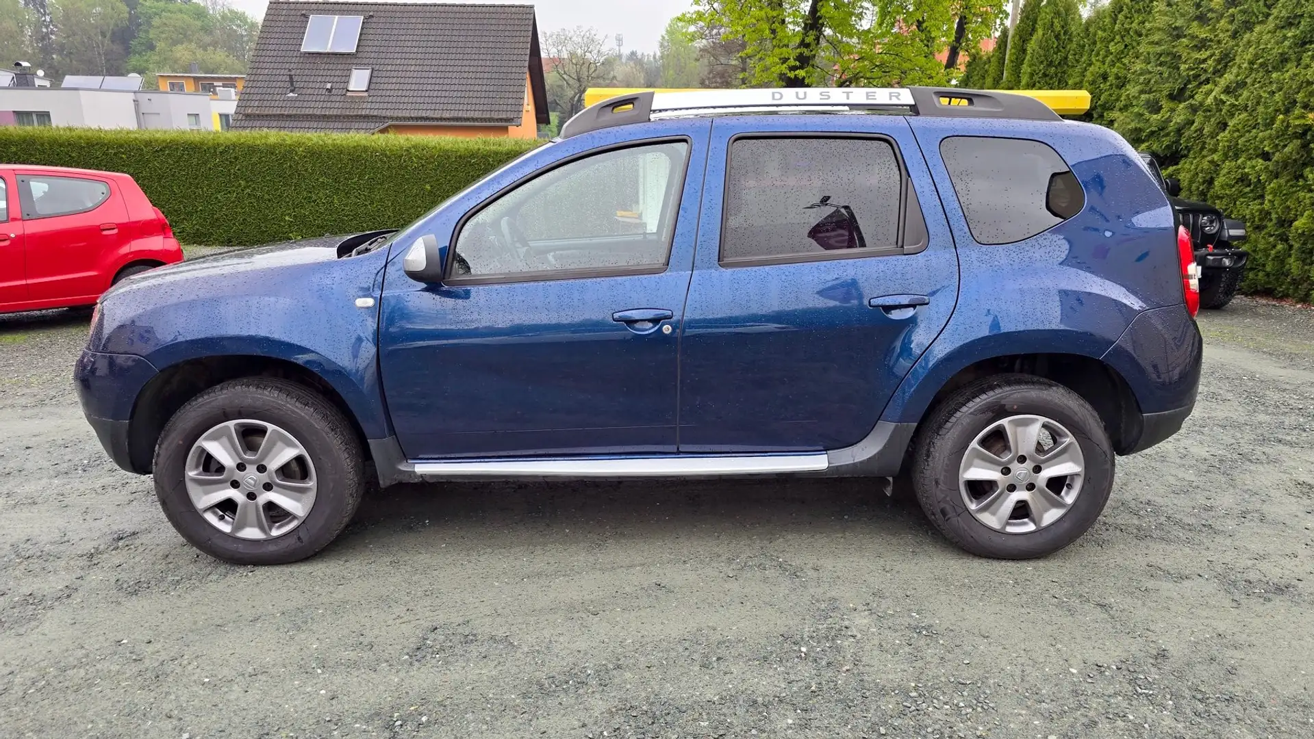 Dacia Duster TCe 125 4x4 Laureate Blau - 2