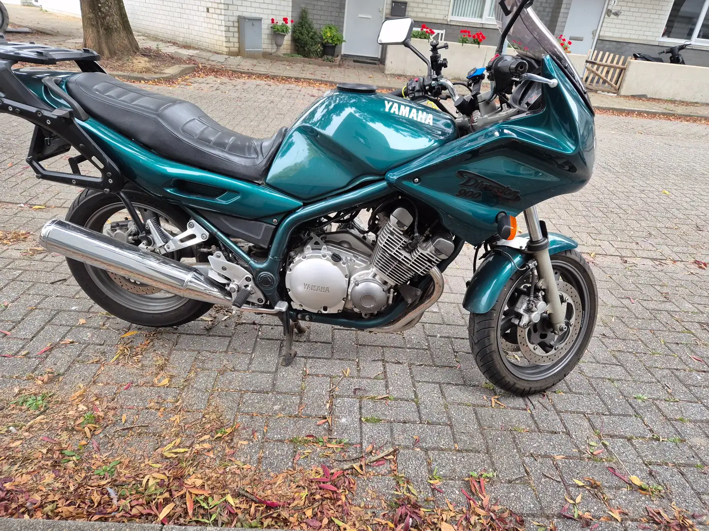Yamaha XJ 900 Diversion - 1