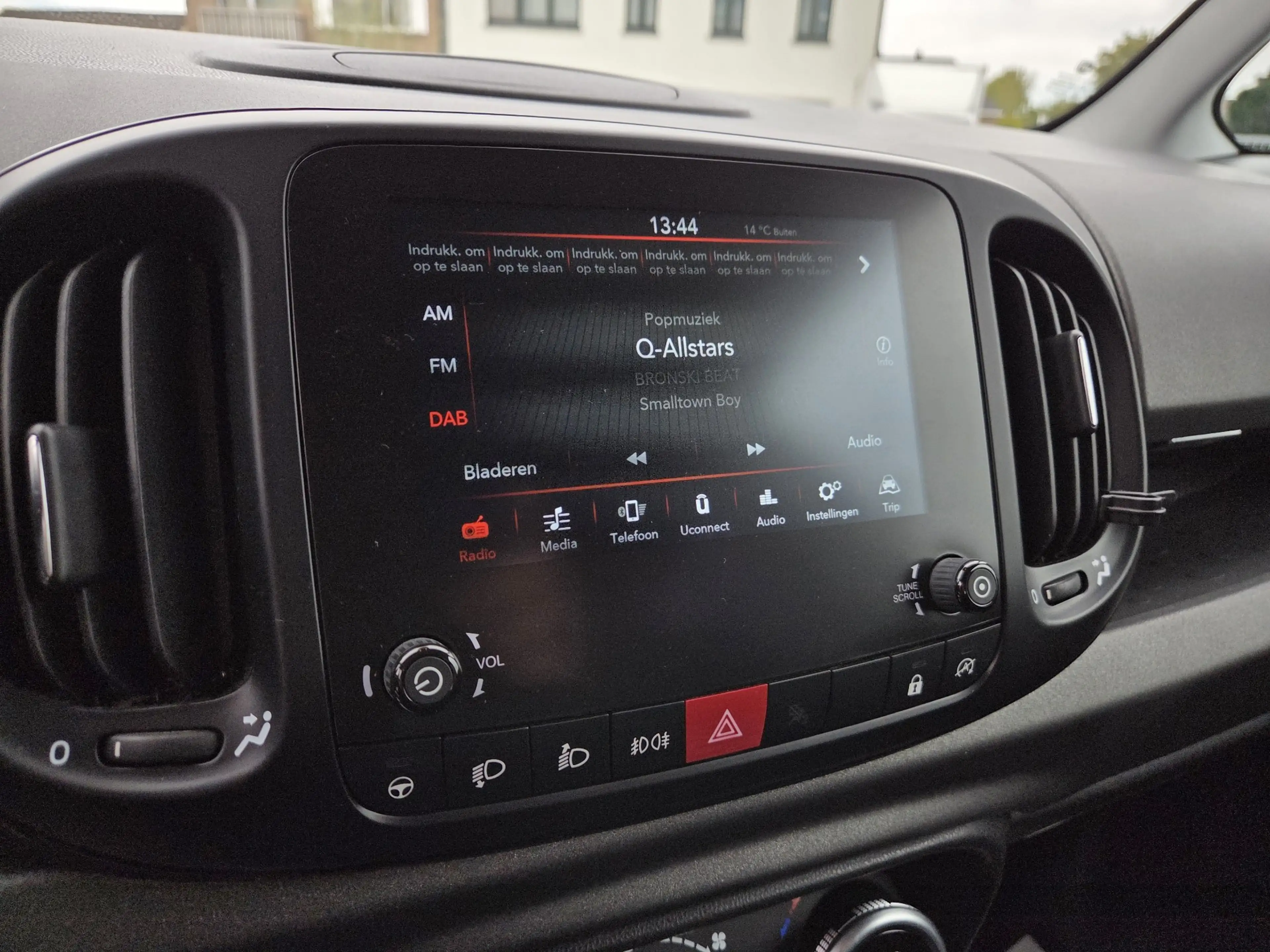 Fiat 500L 1.4 16V CROSS☆1JGARANTIE☆CAM☆DAB☆CRUISE☆HALFLEDER — photo 13