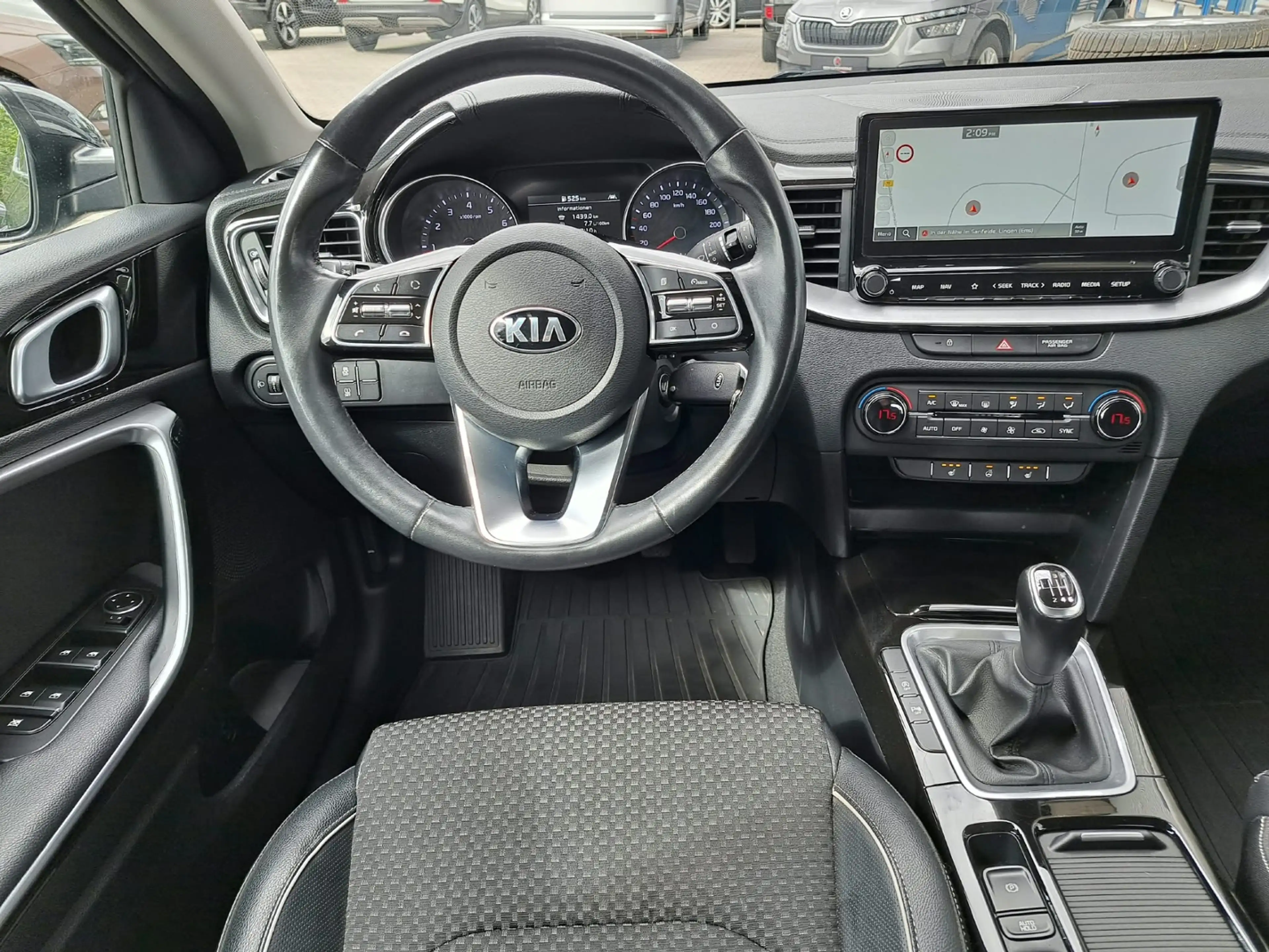 Kia XCeed 1.4 "Vision" *NAVI*KAMERA*SHZ*APP*LED* — photo 12
