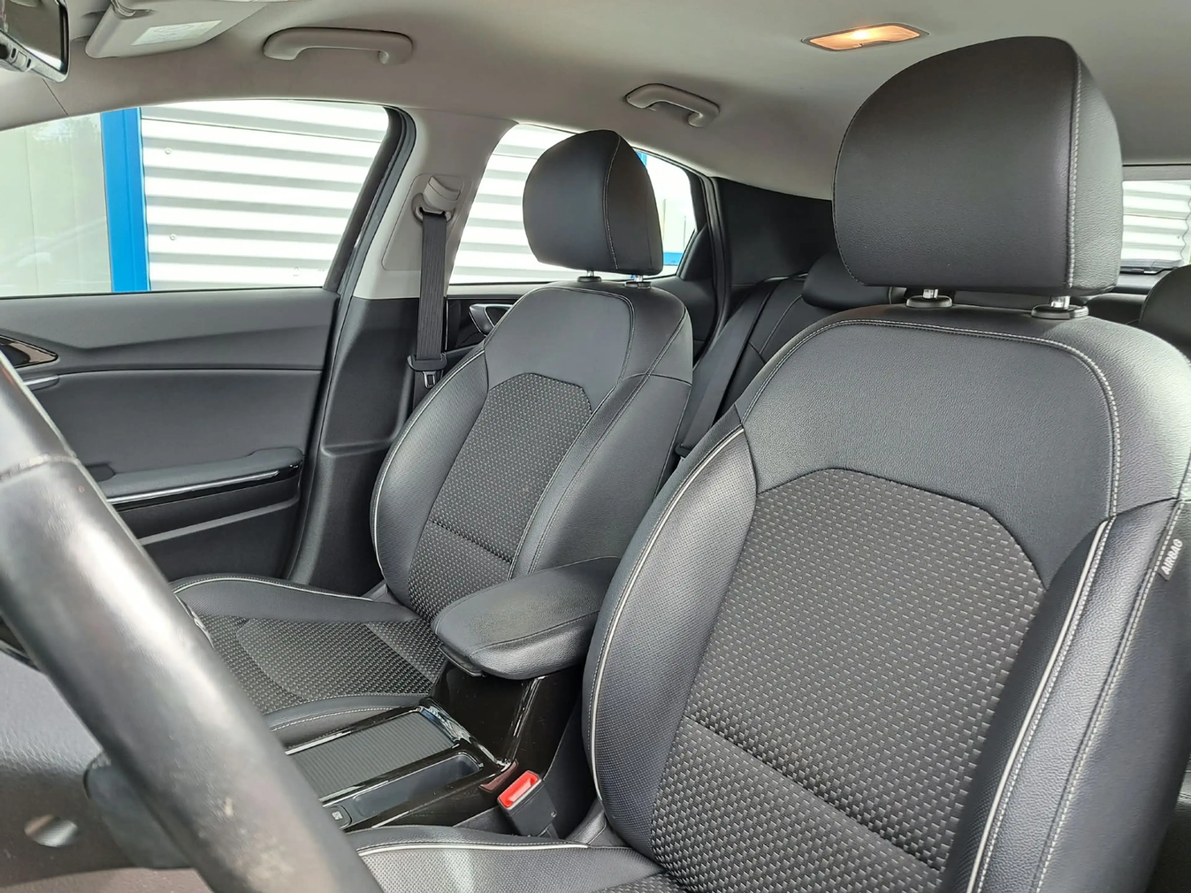 Kia XCeed 1.4 "Vision" *NAVI*KAMERA*SHZ*APP*LED* — photo 9