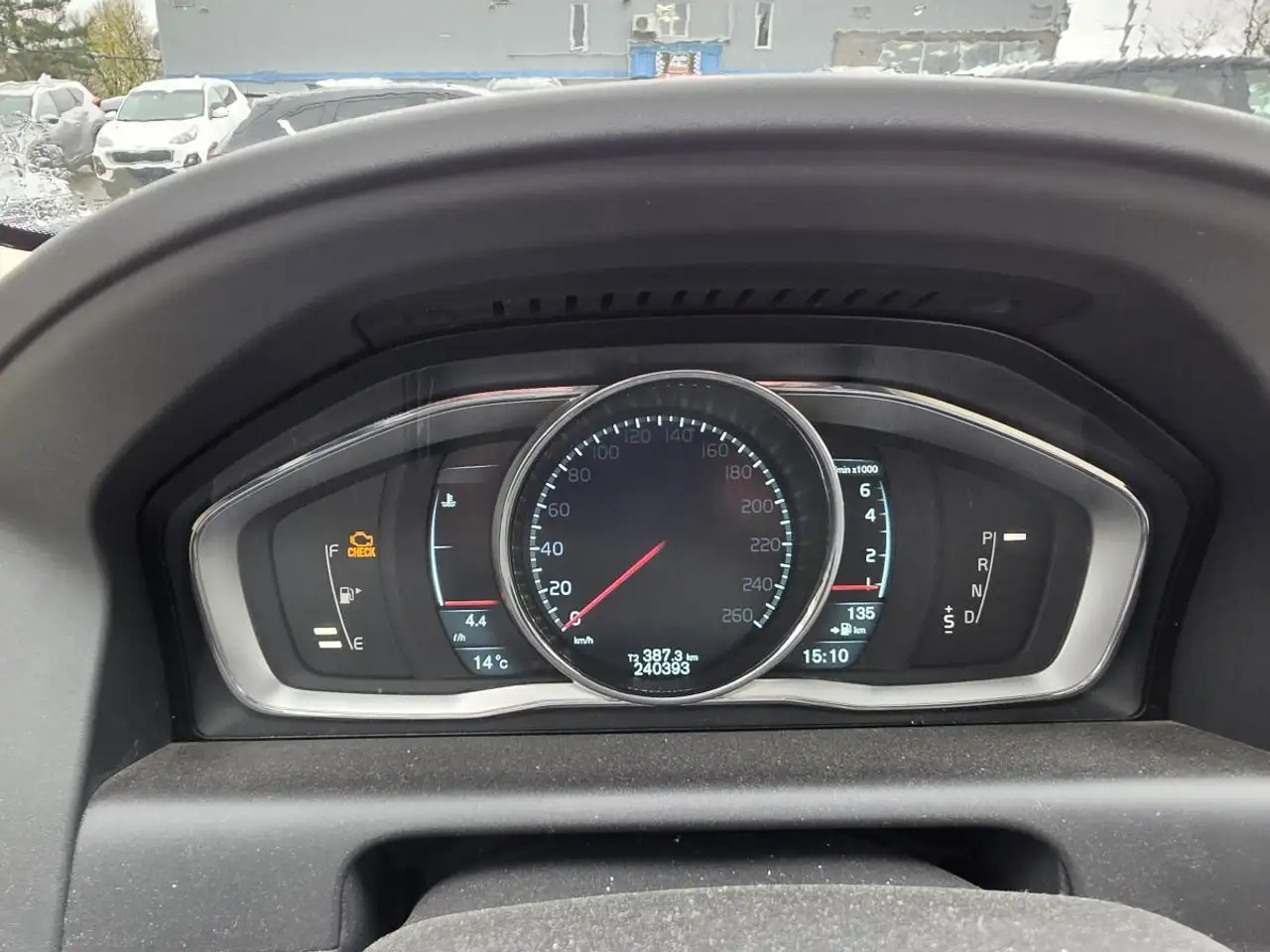 Volvo XC60 снимка Volvo XC60