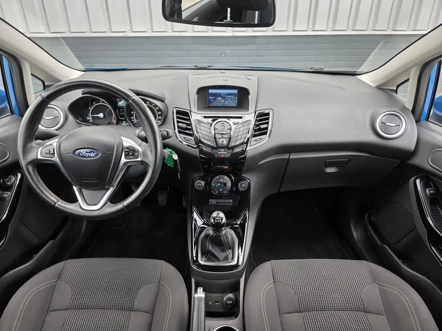 Ford Fiesta 1.0 EcoBoost 5 deurs Titanium | VAN 2e EIGENAAR | Blauw - 2