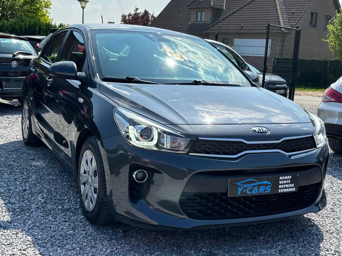 Kia Rio 1.4 CRDi ECO Fusion Gris - 1