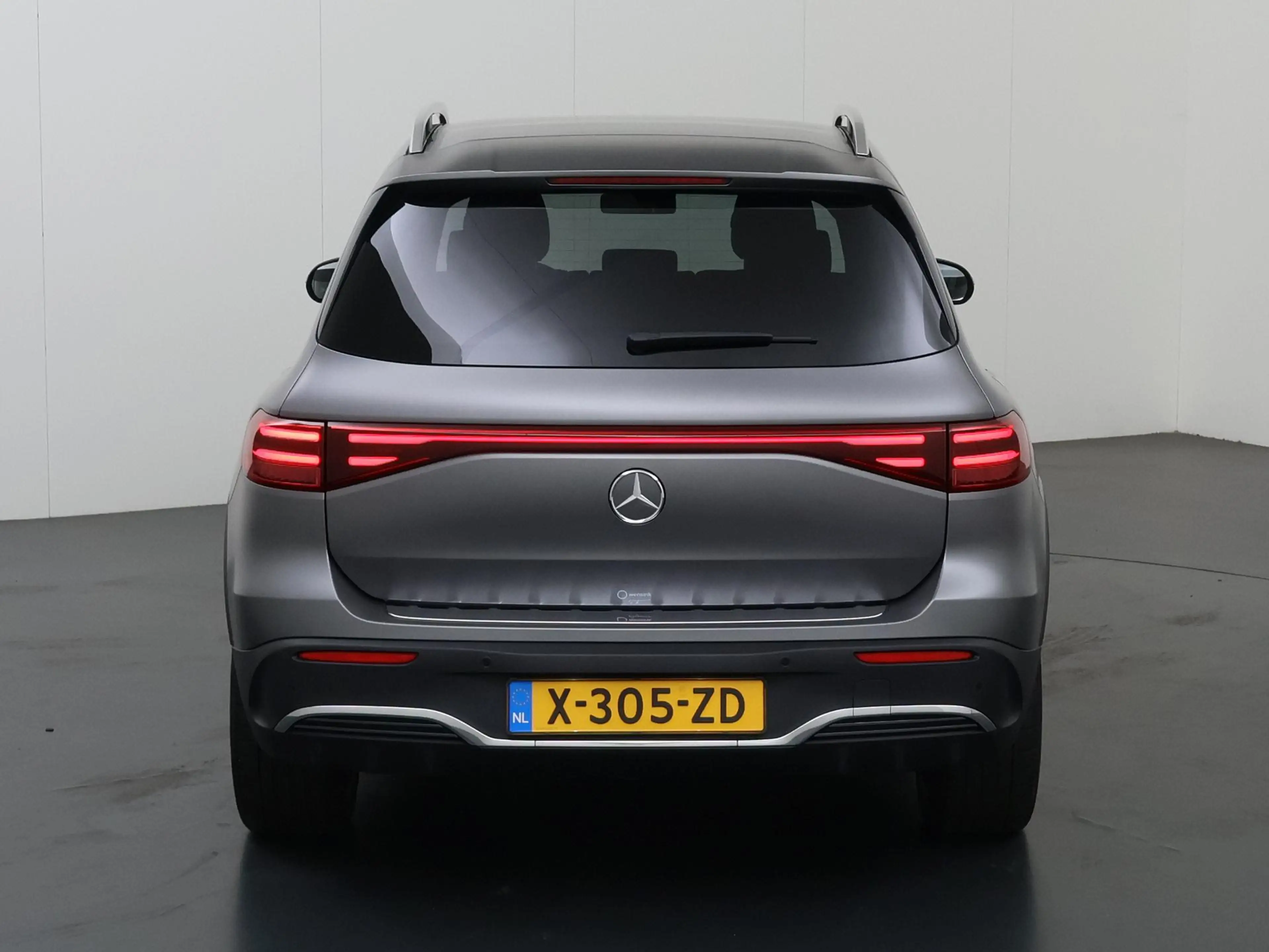 Mercedes-Benz EQB 250 250+ AMG Line 71 kWh | Memory | 360 graden camera — photo 4
