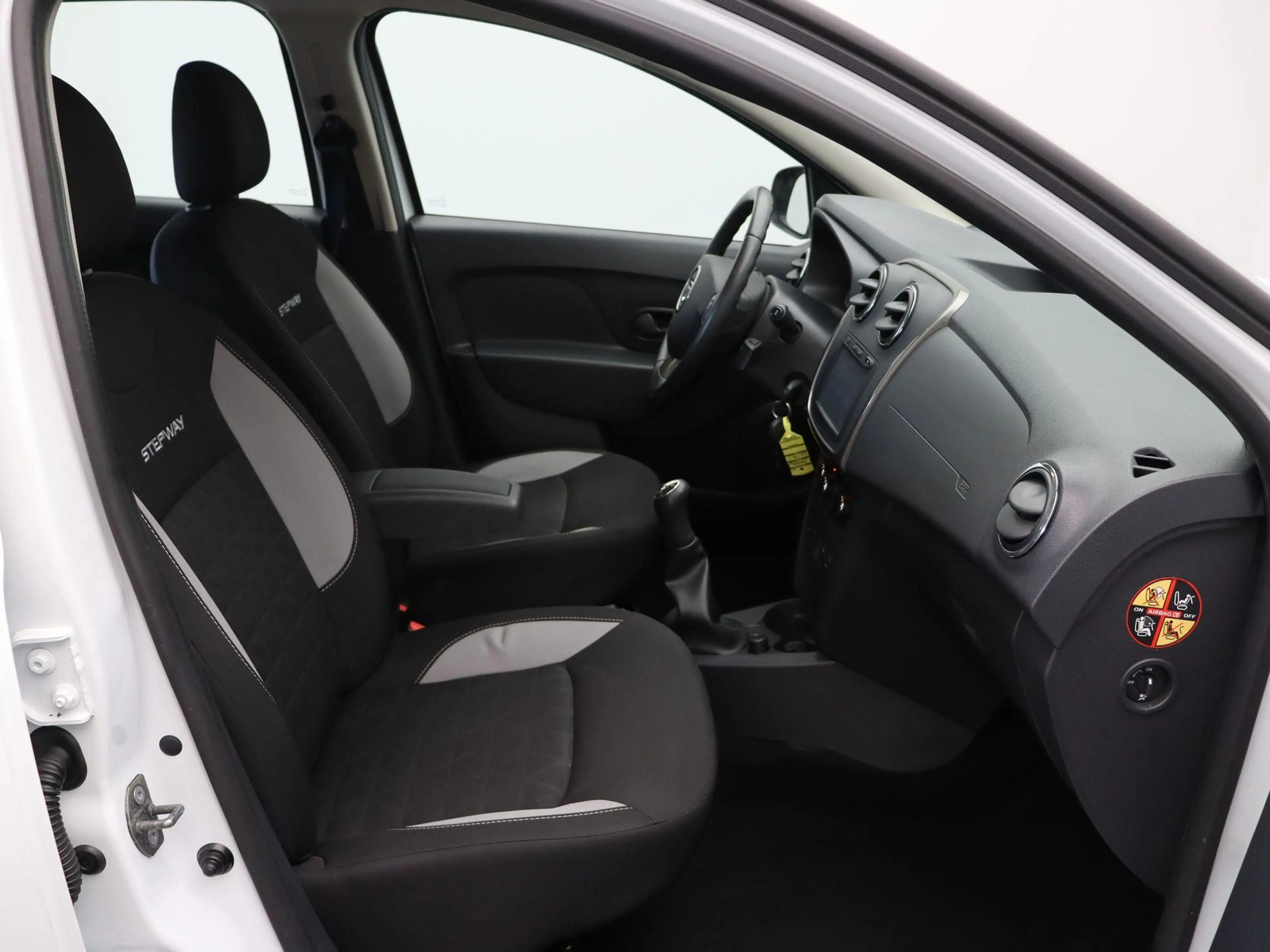 Dacia Sandero TCe 90pk Stepway Lauréate | Cruise Control | Airco — photo 14