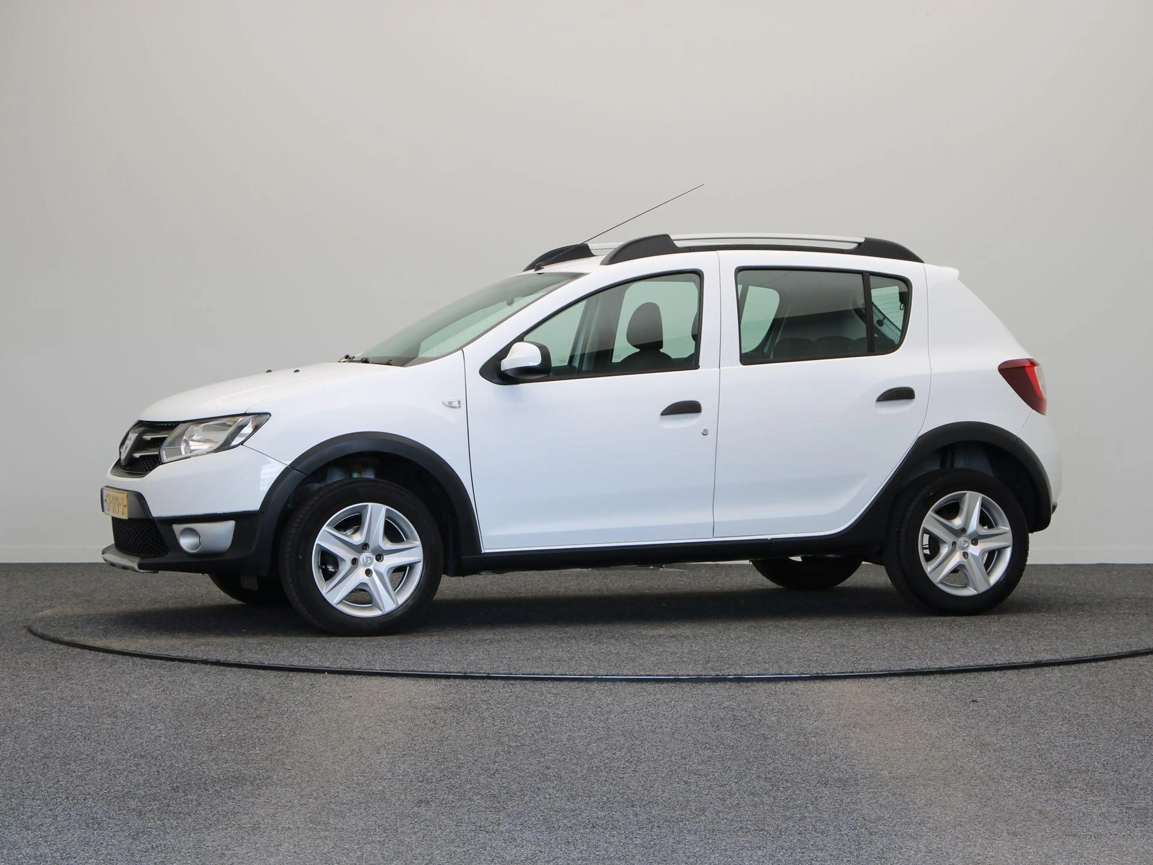 Dacia Sandero TCe 90pk Stepway Lauréate | Cruise Control | Airco — photo 12