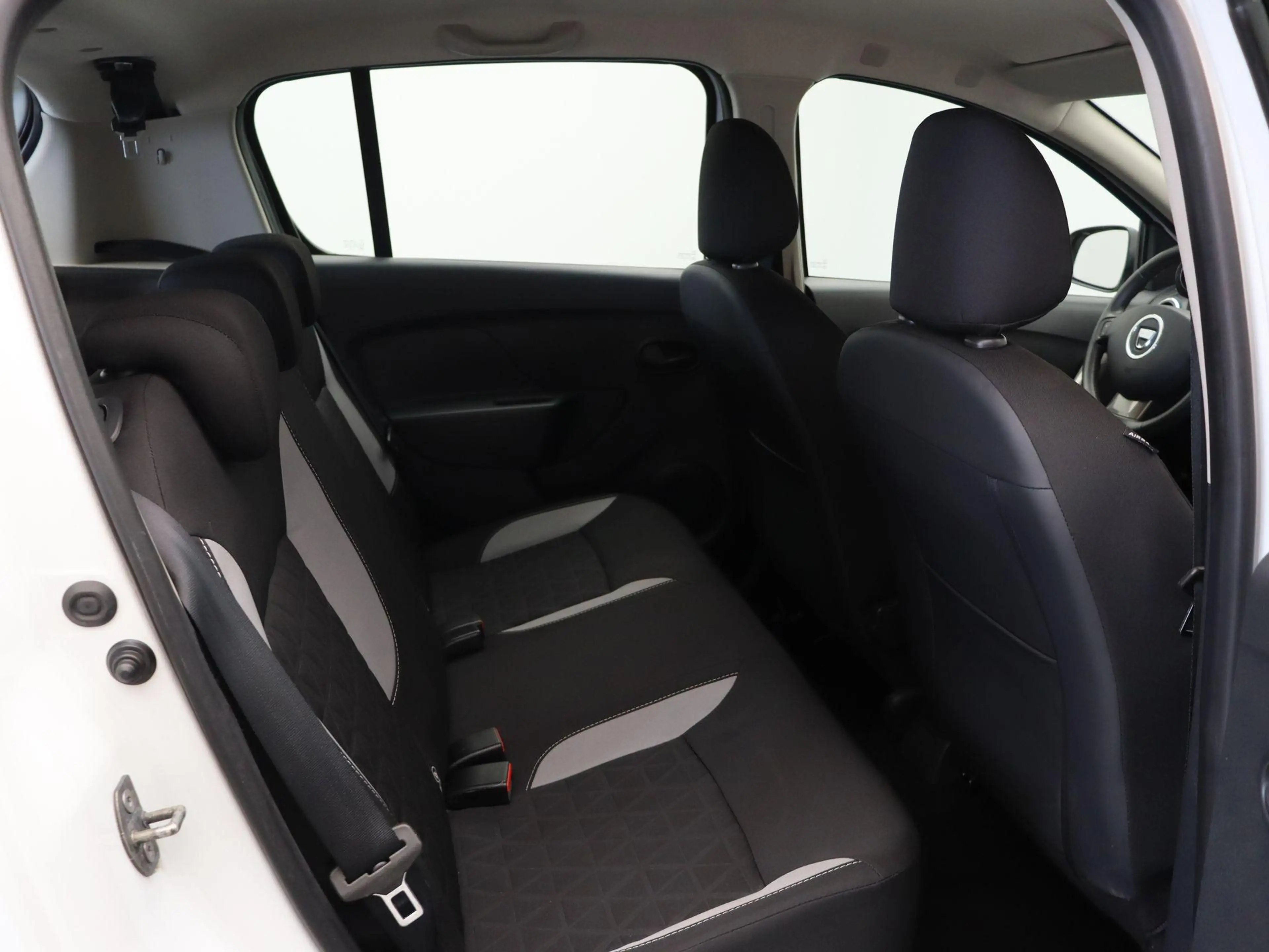 Dacia Sandero TCe 90pk Stepway Lauréate | Cruise Control | Airco — photo 8