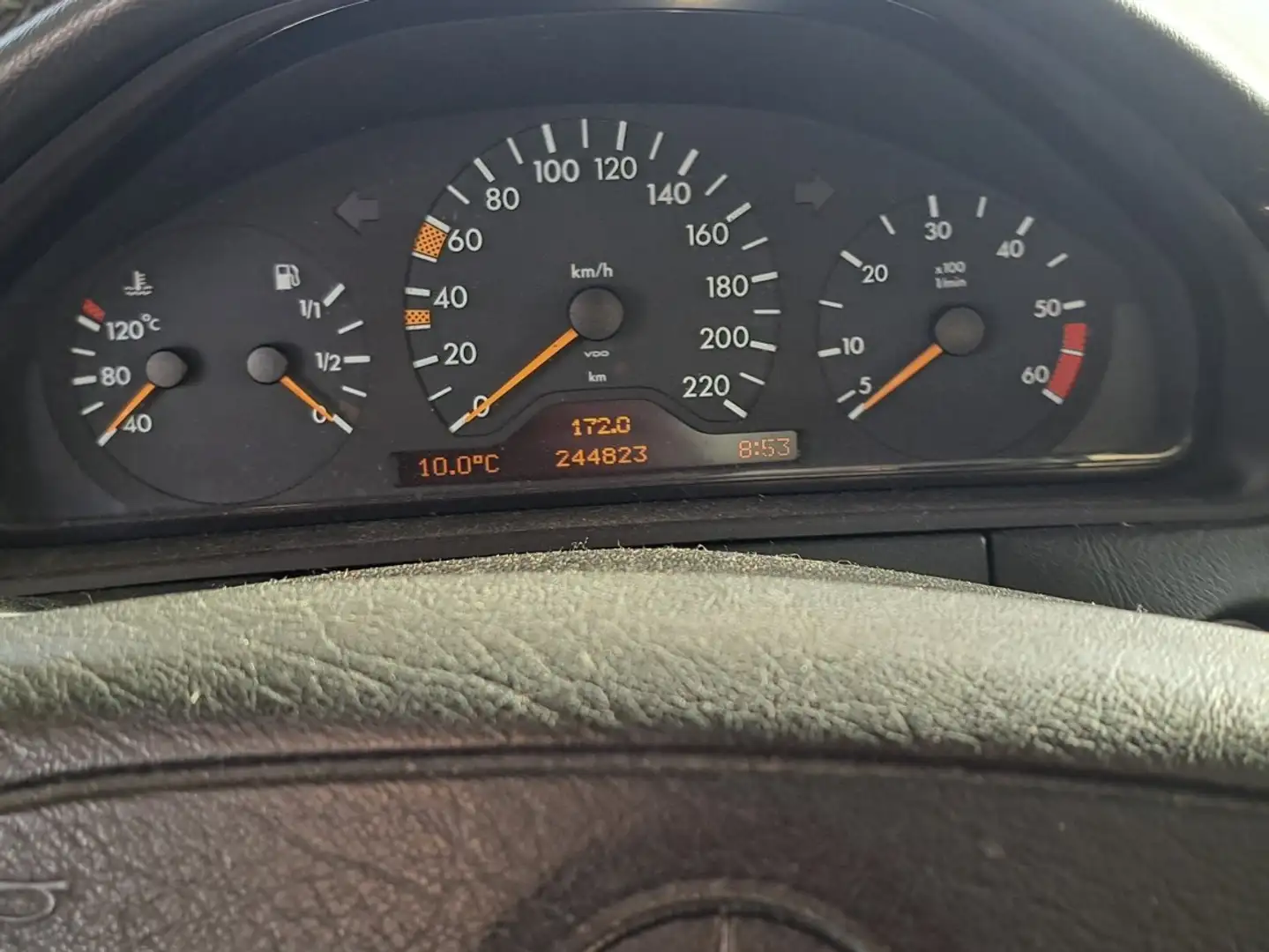 Mercedes-Benz E 300 W210 elegance om606 Bronce - 2