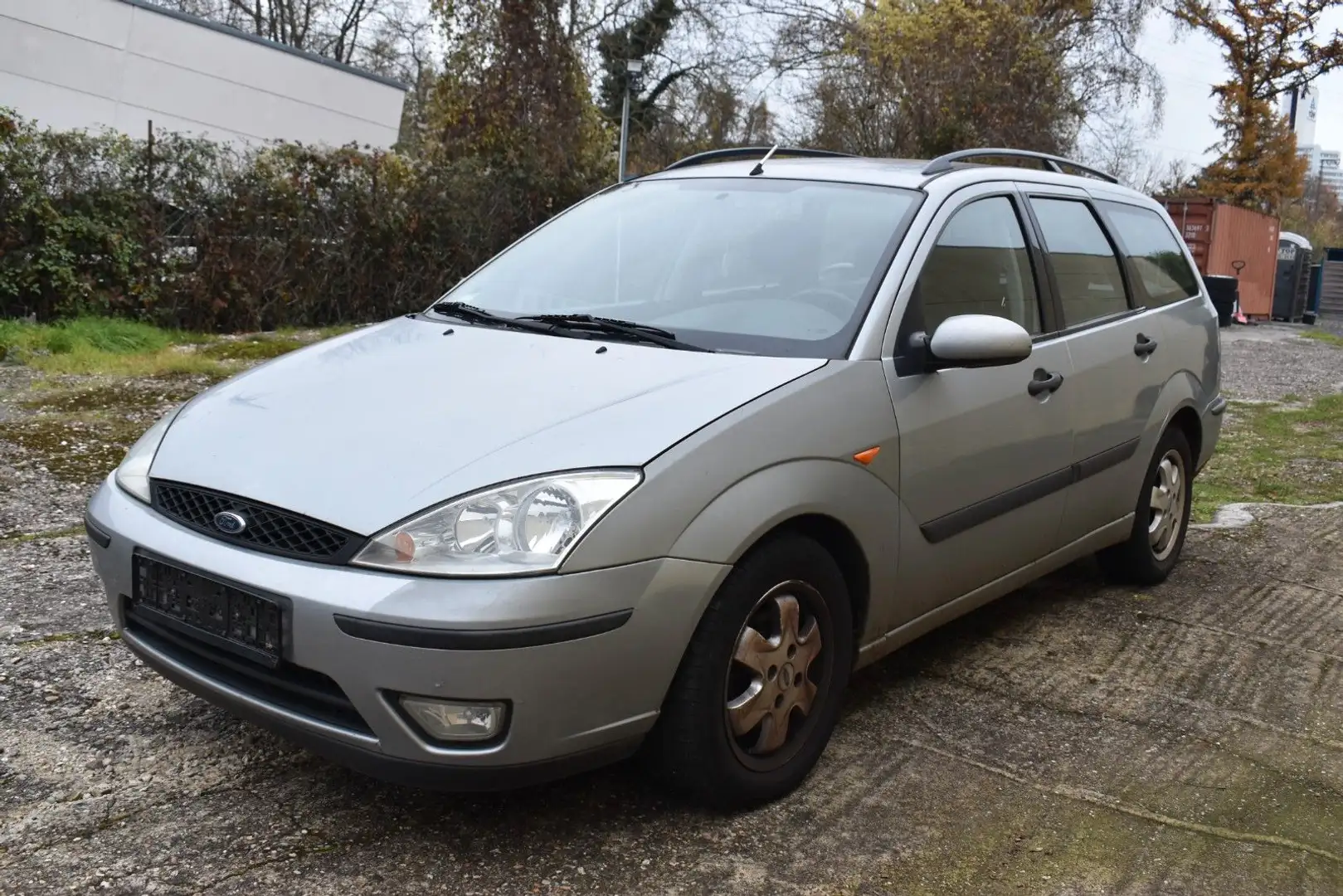 Ford Focus 1.6 Trend Silber - 1