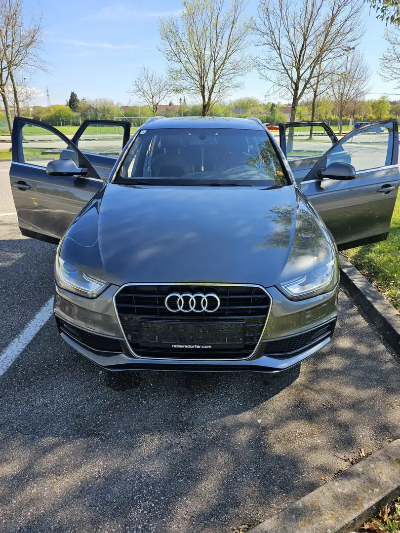Audi A4 Avant 2,0 TDI 3XS-LINE kombi Family Van - 2