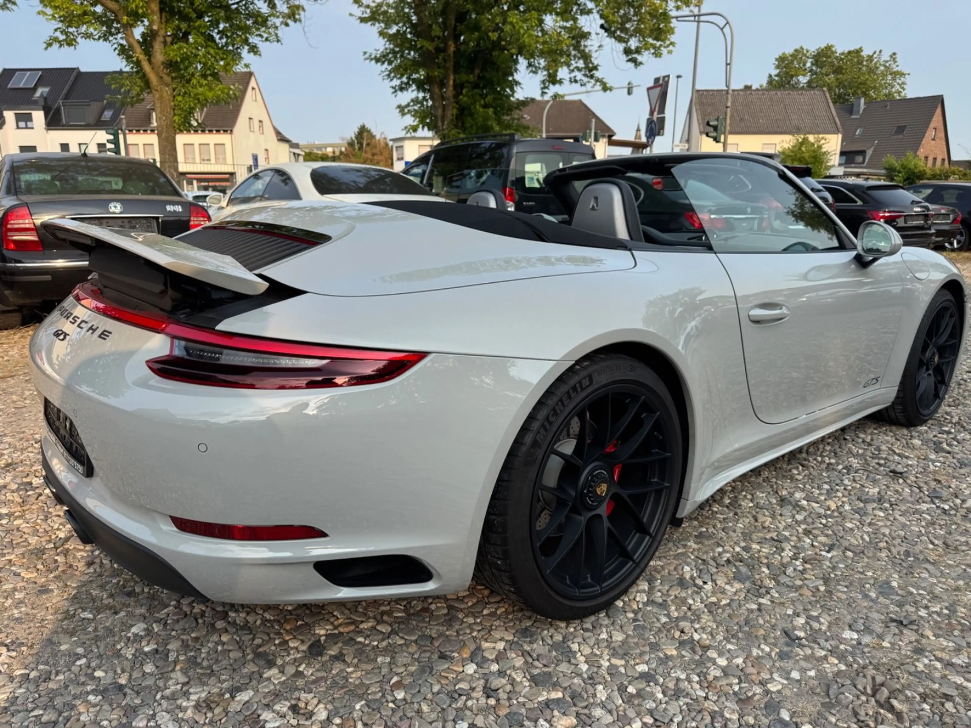 Porsche 991 .2 Carrera 4 GTS Cabriolet  Approved  6.2027 — photo 8