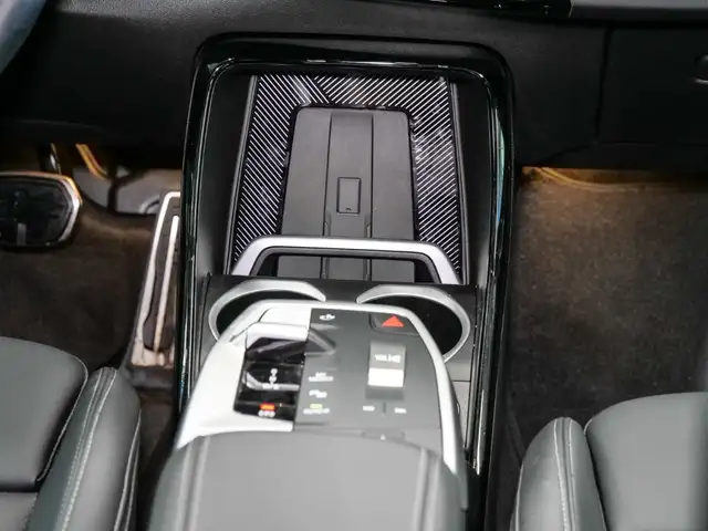 BMW X1 view 14