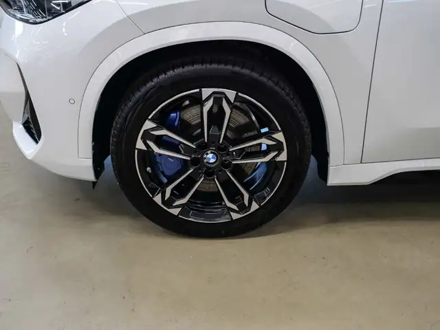BMW X1 view 7