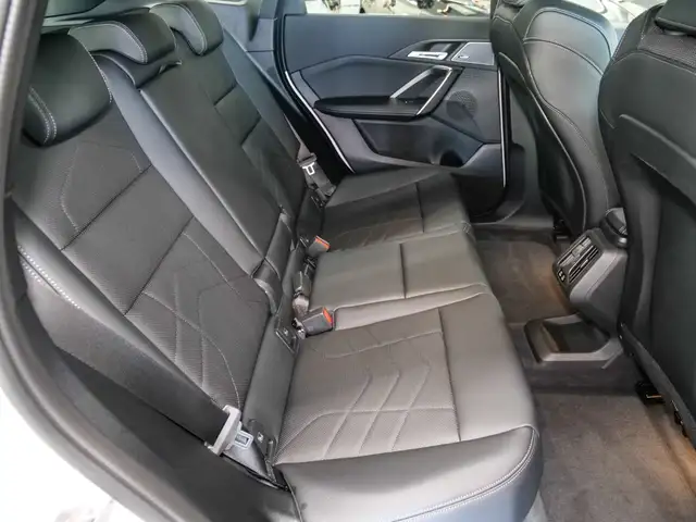 BMW X1 view 11