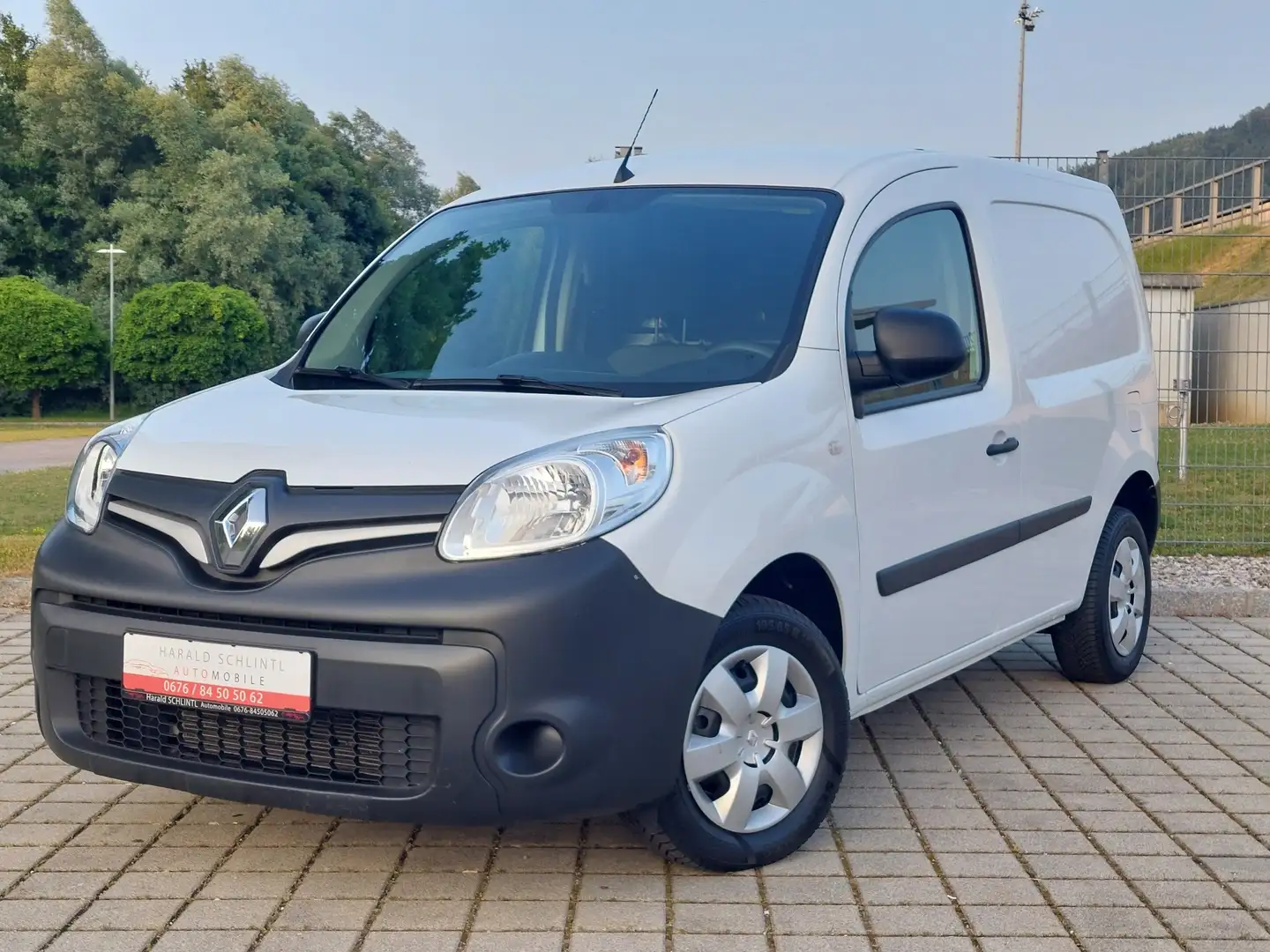 Renault Kangoo Express Medium ENERGY dCi 95 L1 netto € 11.800- Weiß - 2