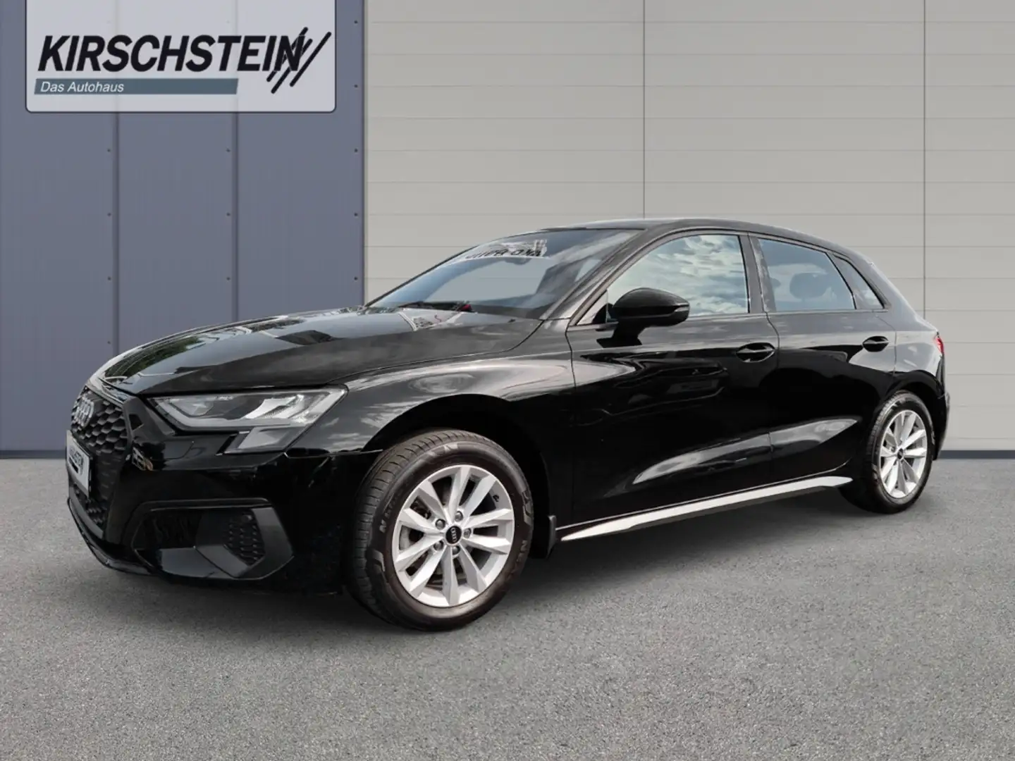 Audi A3 Sportback 35 TFSI App-Navi ACC PDC Sportsitze Black - 2