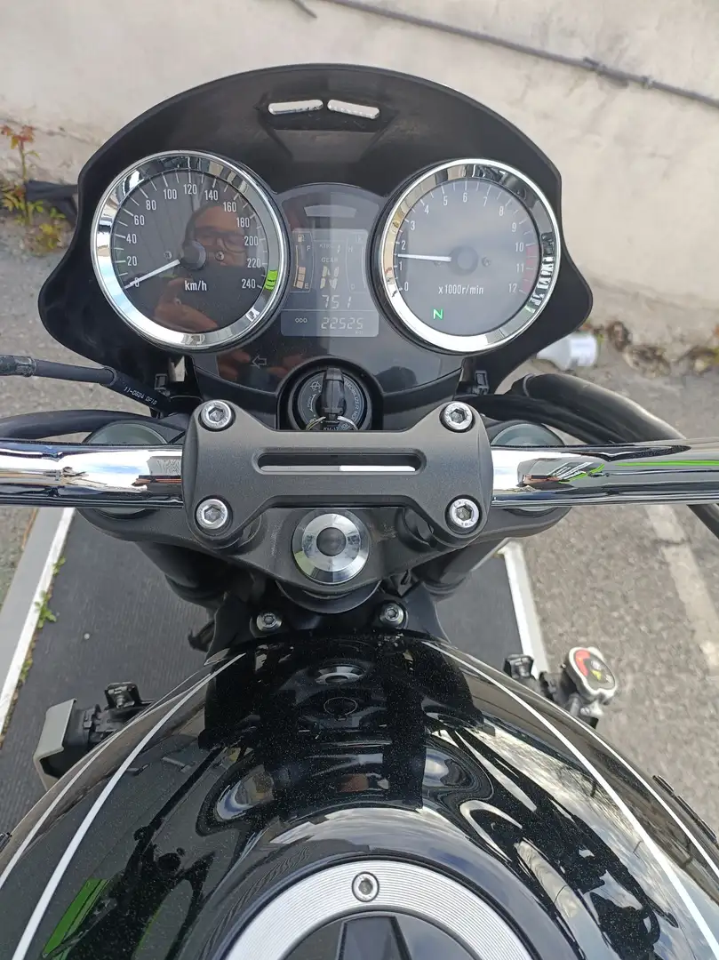 Kawasaki Z900RS Сірий - 2
