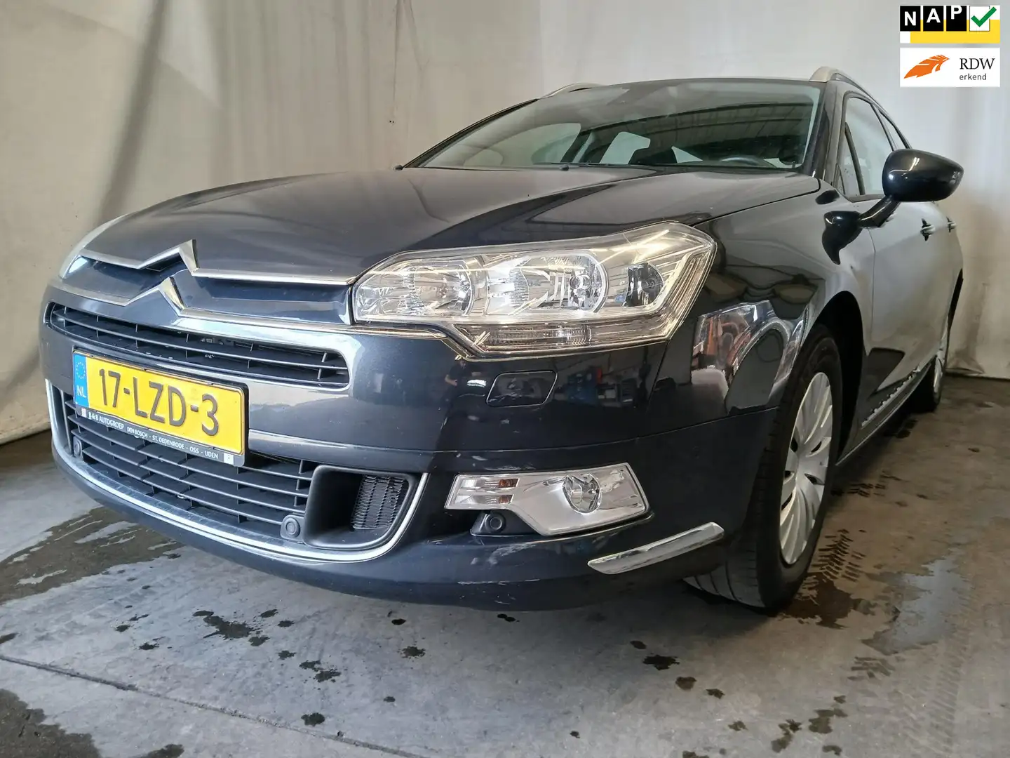 Citroen C5 Tourer 1.6 THP Comfort - Airco - Navi - Trekhaak Grijs - 1