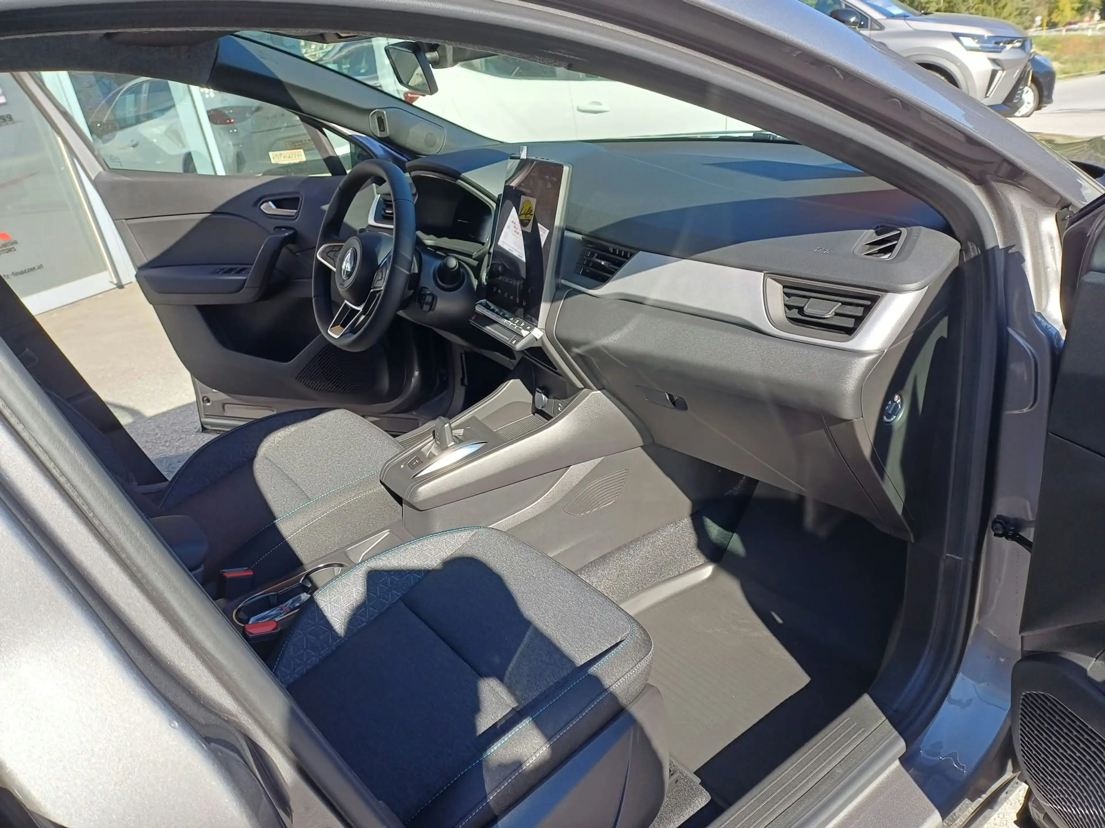 Mitsubishi Grandis 1,8 HEV Invite — photo 8