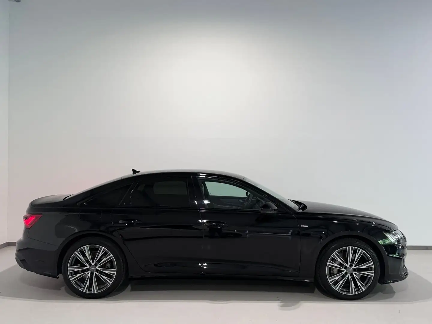 Audi A6 50TFSIe quattro Sport/S-Line/SOFT-Close/B&O/360*G Schwarz - 2