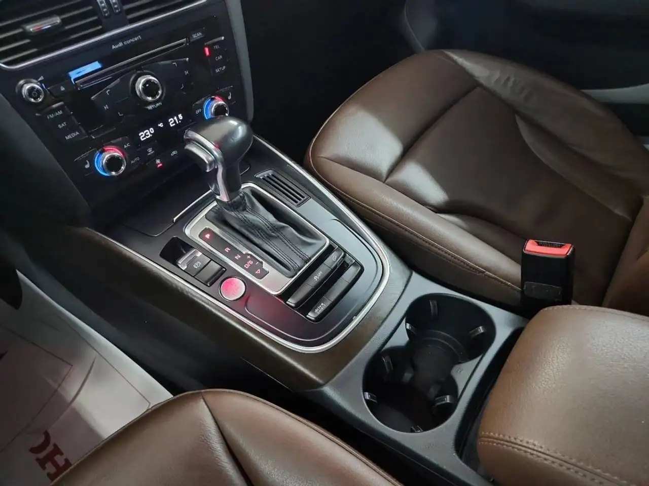 Audi Q5 снимка Audi Q5