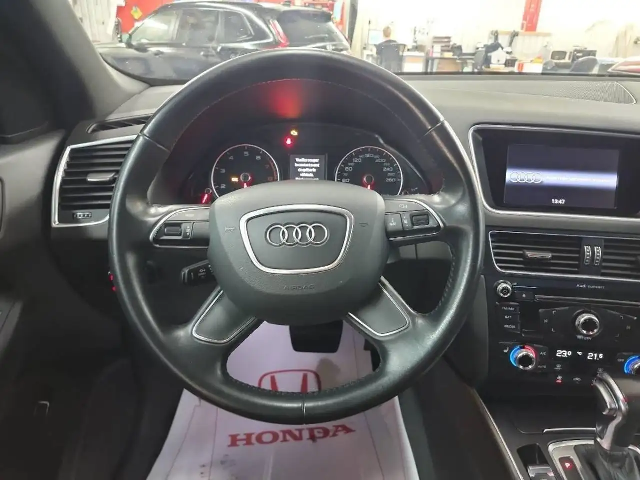 Audi Q5 снимка Audi Q5