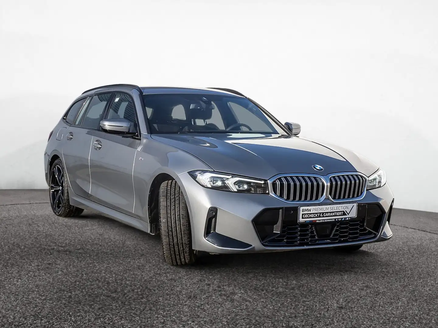 BMW 330 i Touring xDrive M-Sport ACC+KAM+LED+SHZG Grau - 2