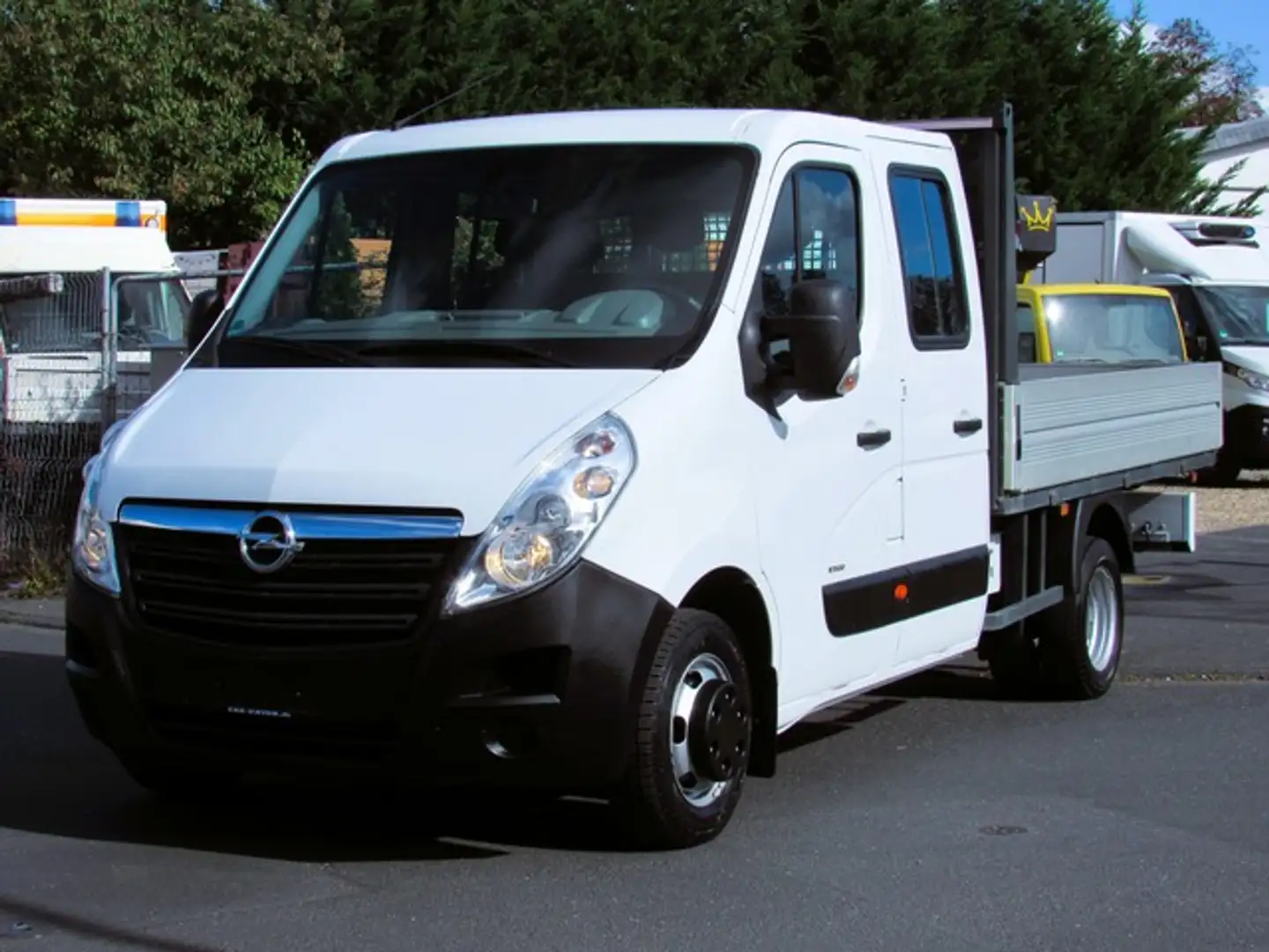 Opel Movano B DoKa 4x2 AHK Klima 6-Sitzer 1.HD 3,5t Blanc - 1