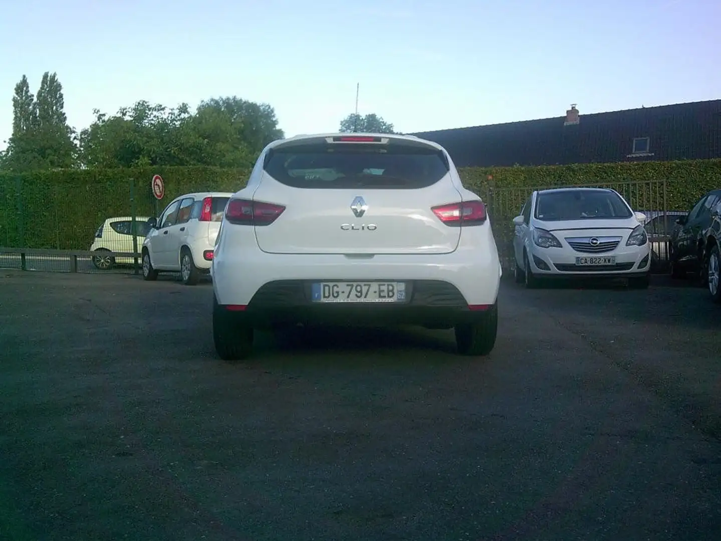 Renault Clio 1.2l 16v 75cv laureate (2014) Blanc - 2
