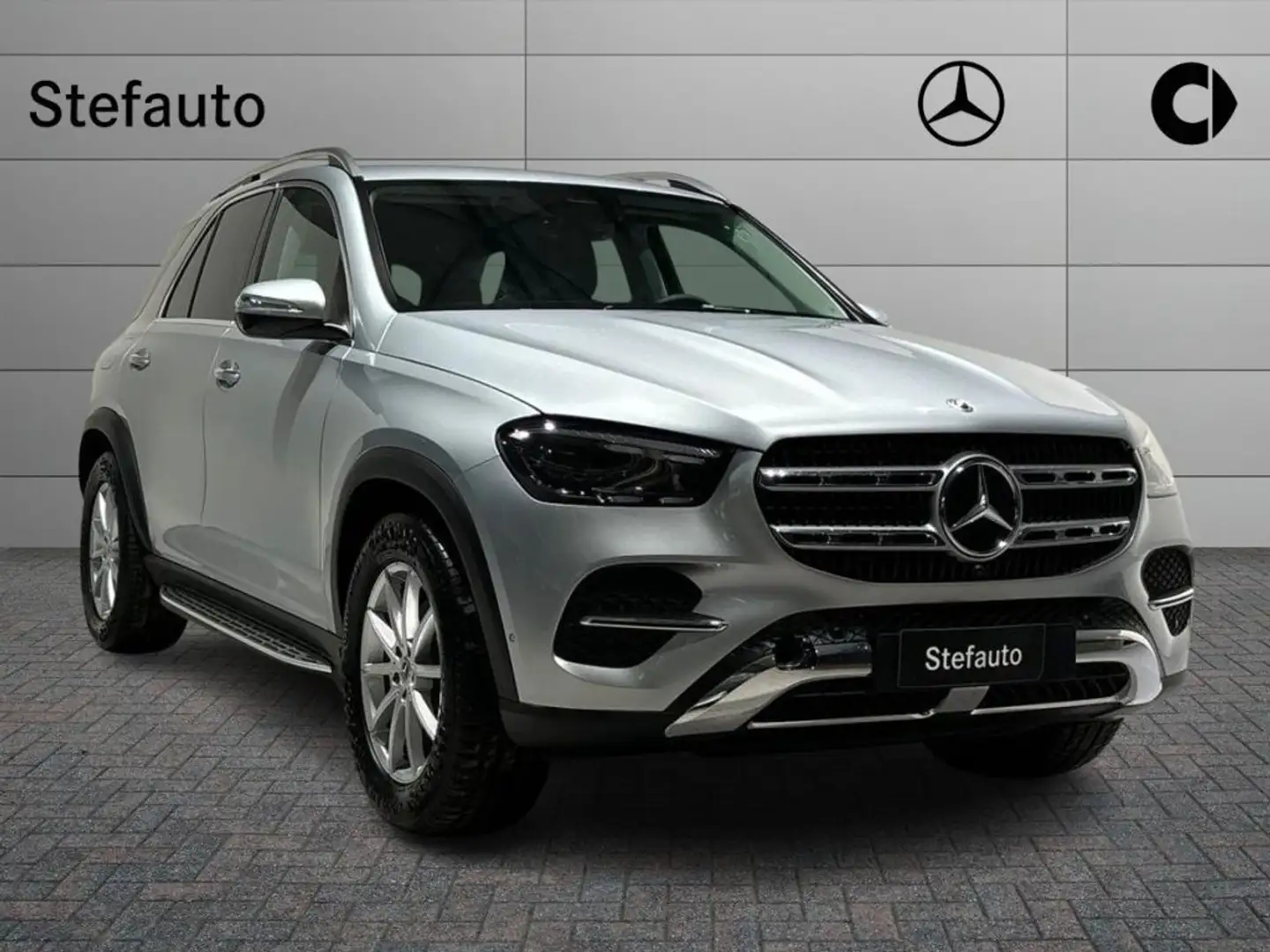 Mercedes-Benz GLE 300 d 4Matic Mild Hybrid Advanced Plus Argintiu - 1