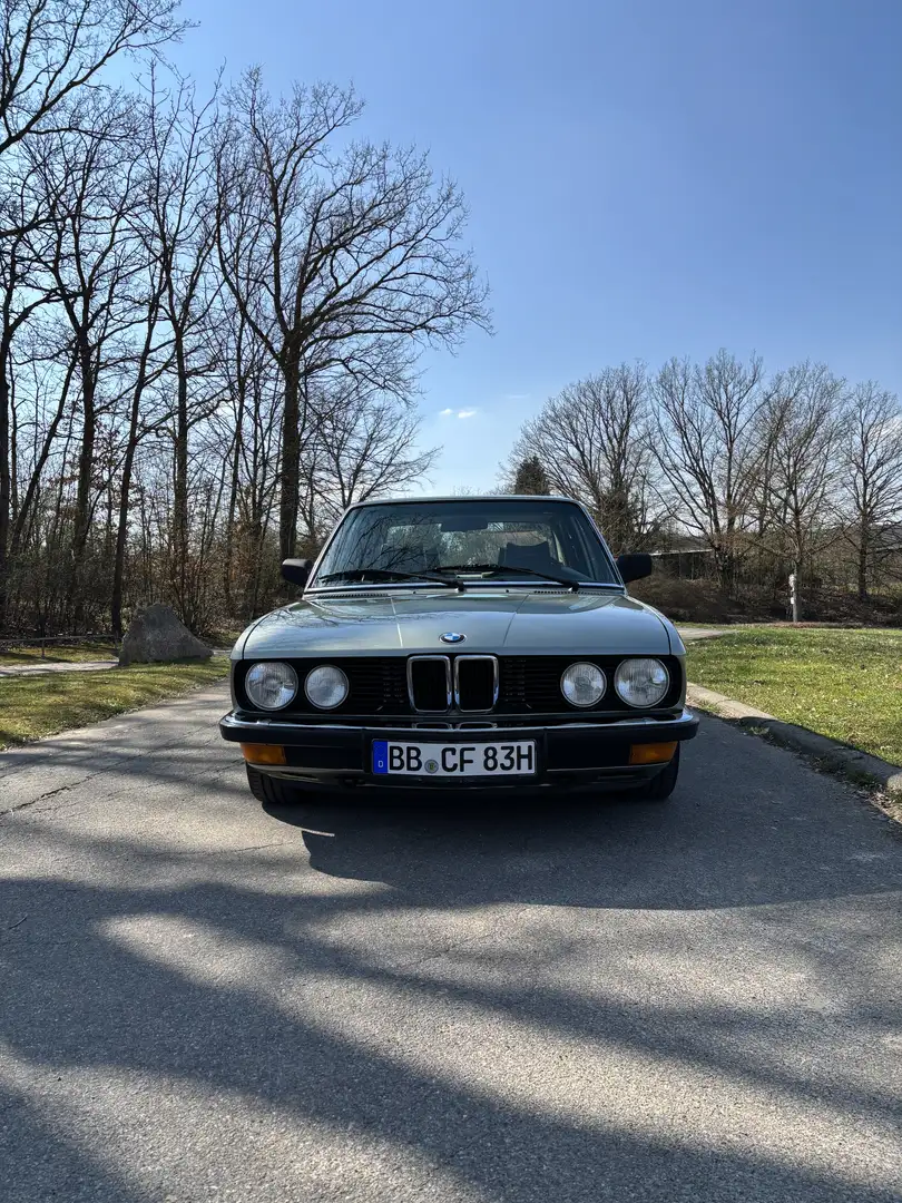 BMW 525 E28 525i Automatik VB Green - 2