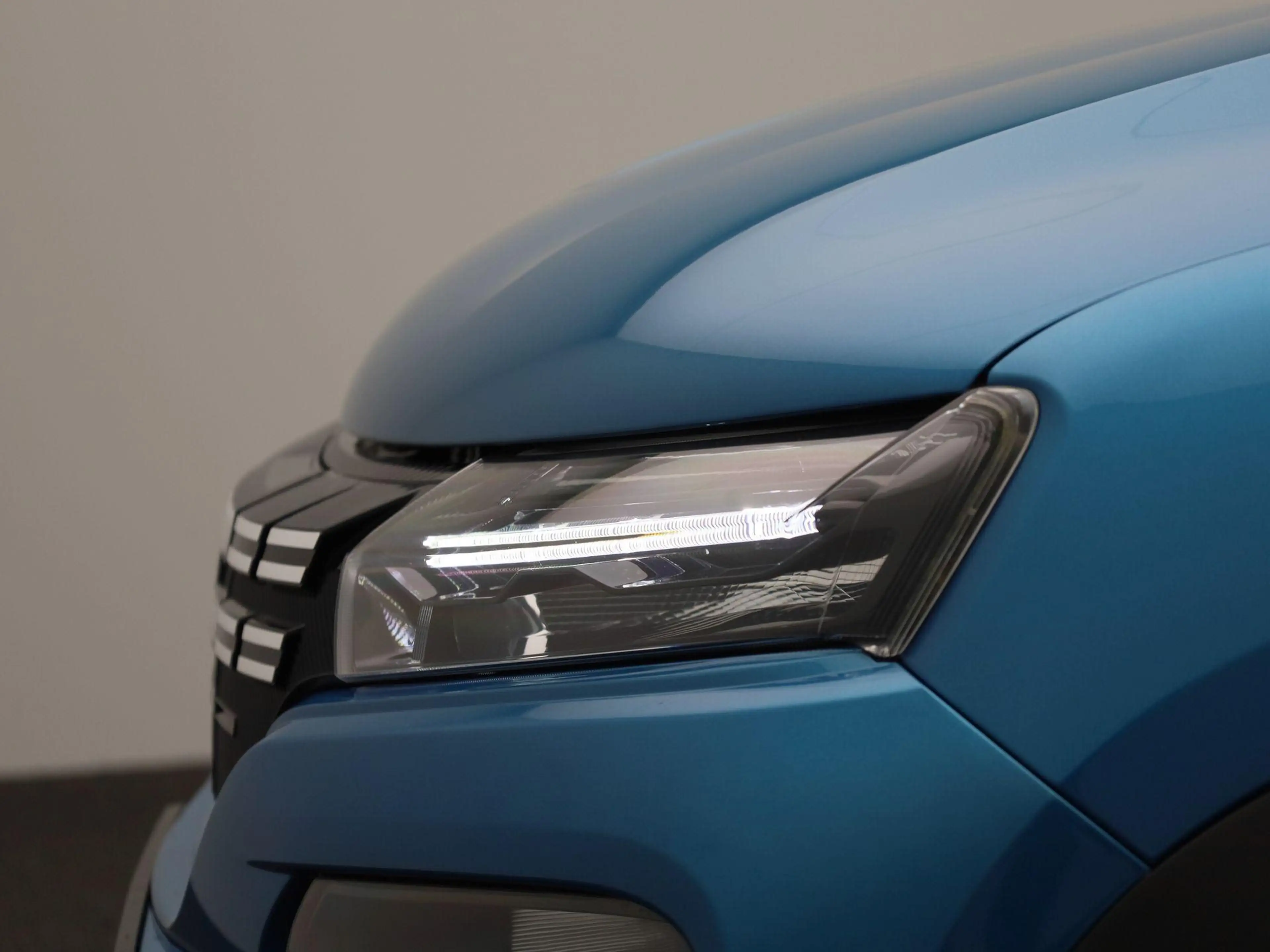 Dacia Spring Essential 27 kWh Airco | — photo 15